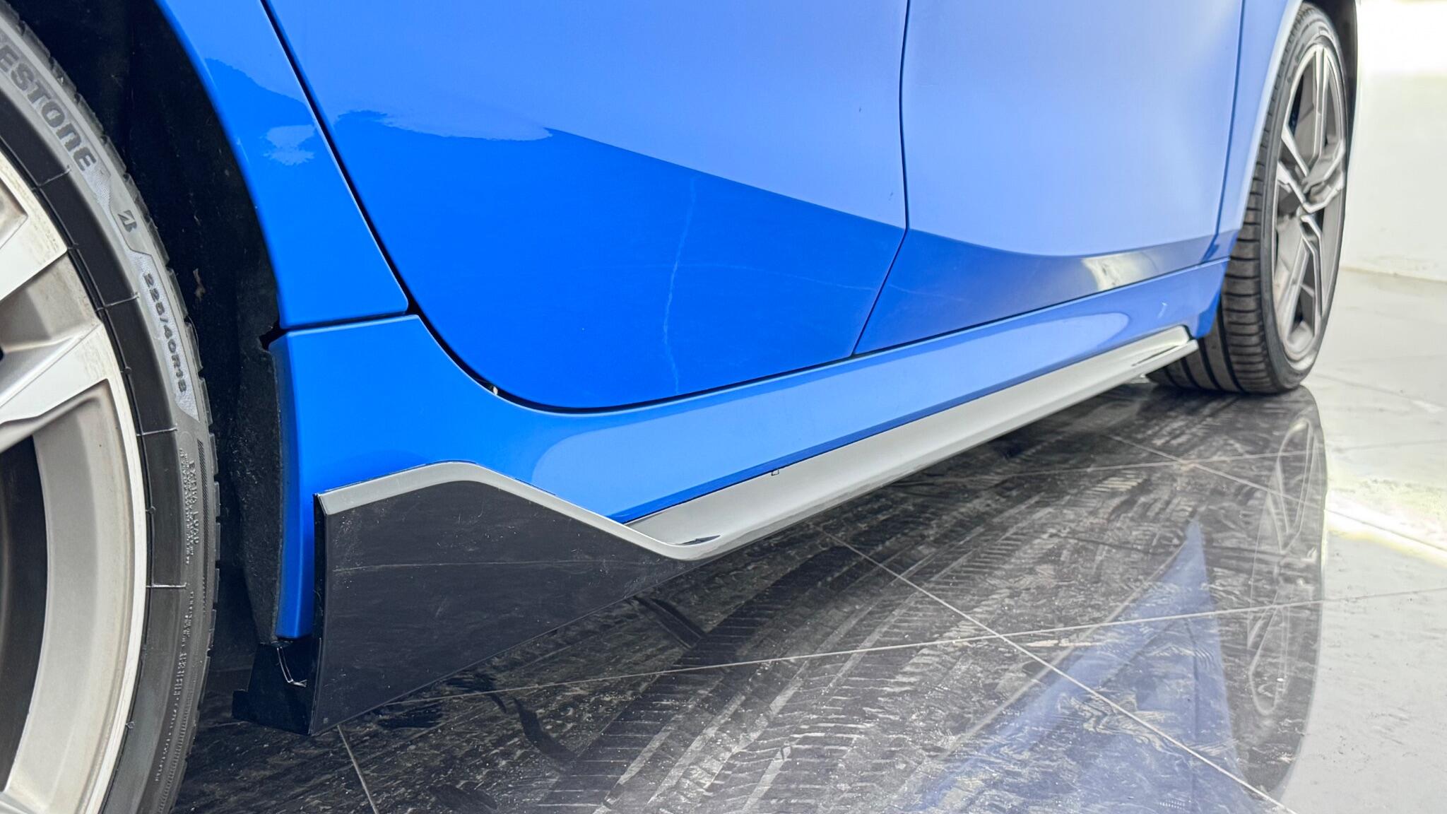 BMW 1 Series view 26