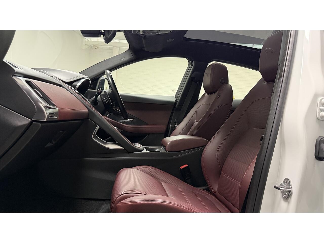 Jaguar E-Pace view 18