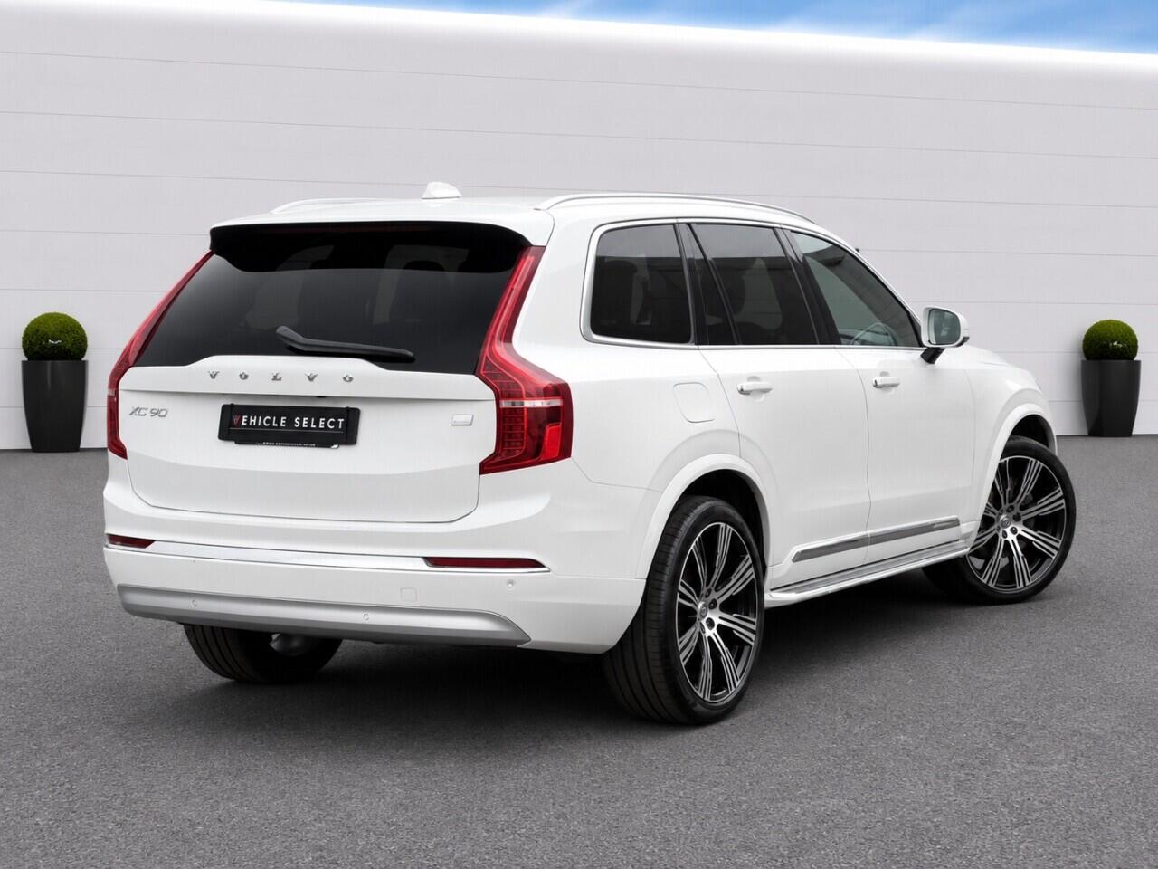 Volvo XC90 view 12