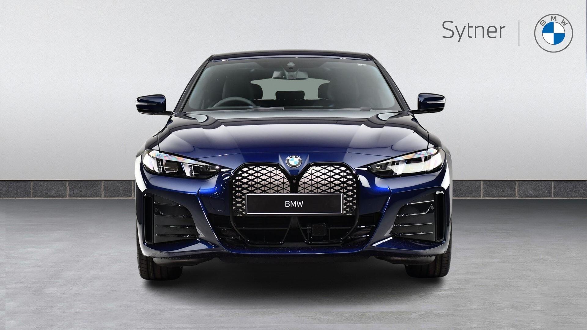 BMW i4 view 16