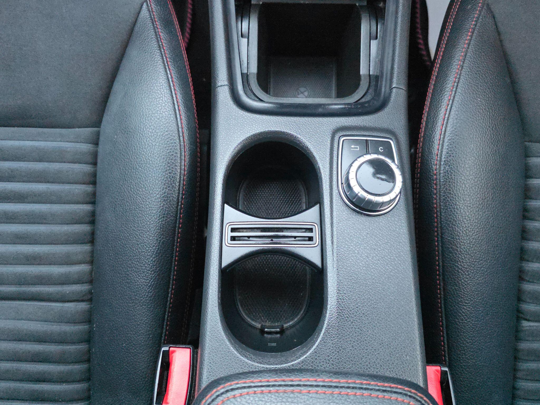2015 Mercedes-Benz A Class image 34