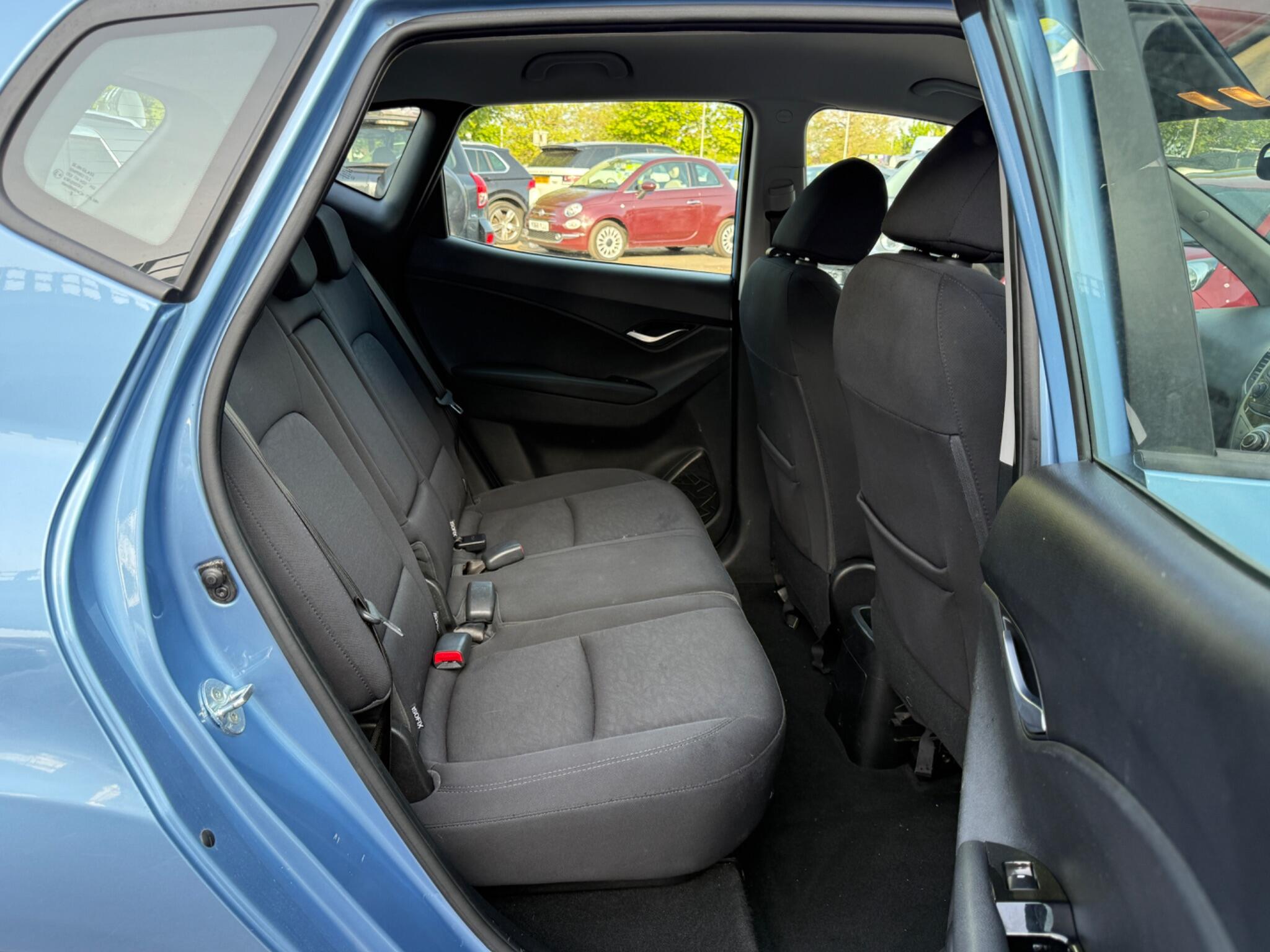 Hyundai ix20 - Image 41