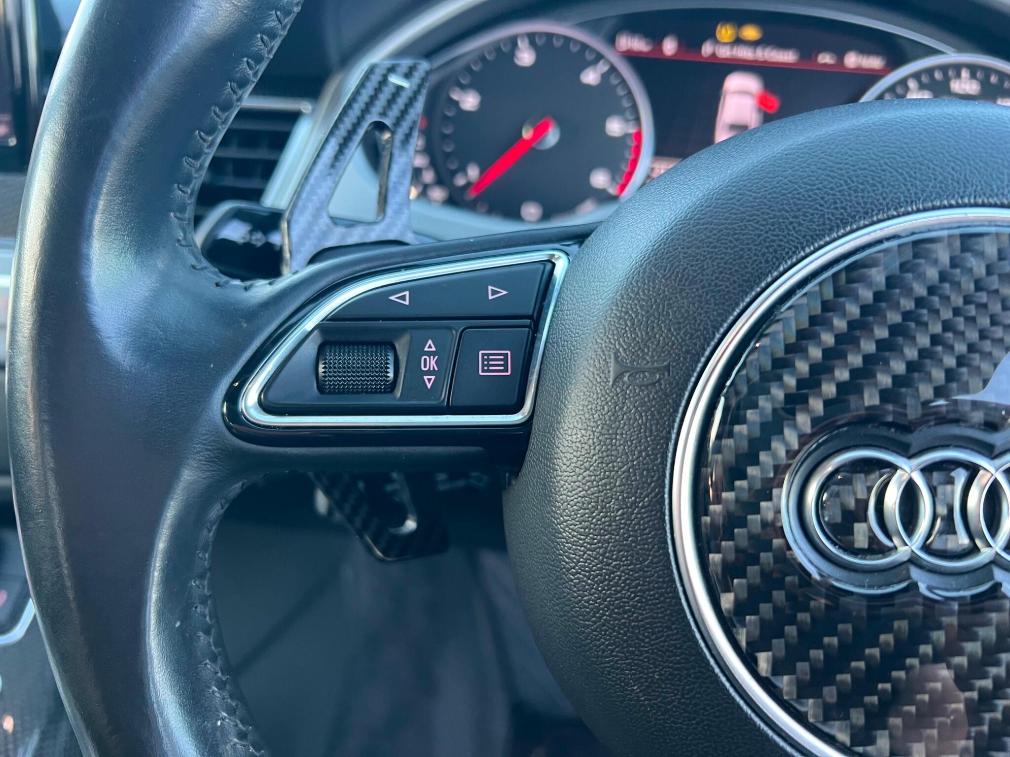 Audi A8 view 17