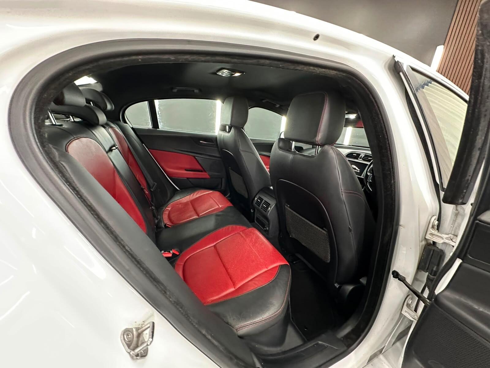 Jaguar XE view 34