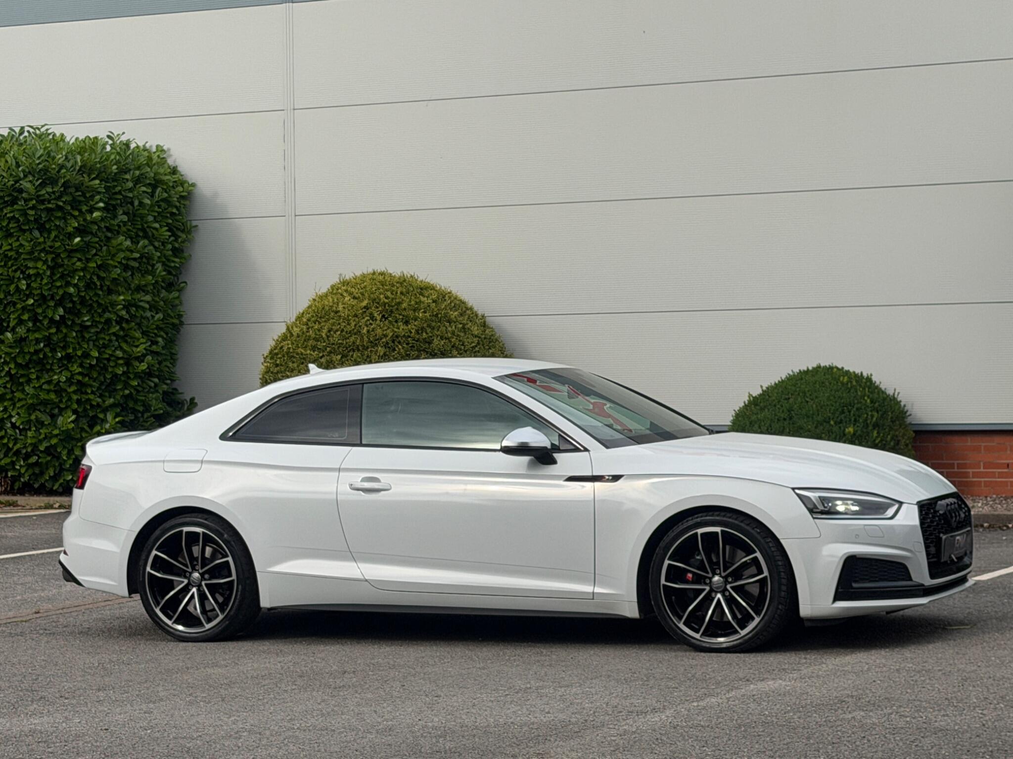 Audi S5 view 56