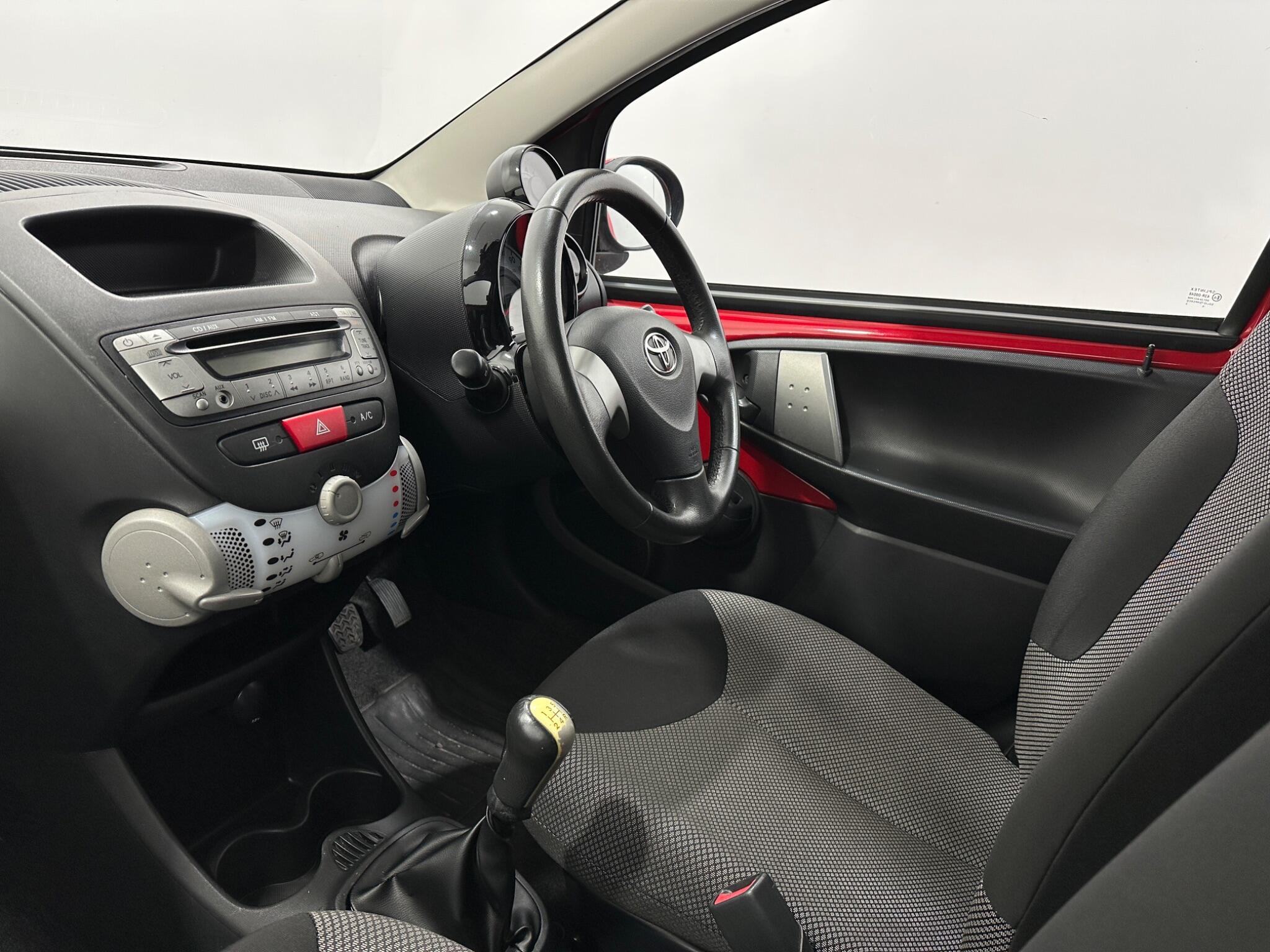 Toyota Aygo view 21