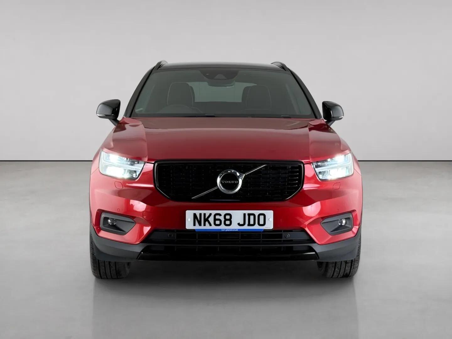 Volvo XC40 view 5