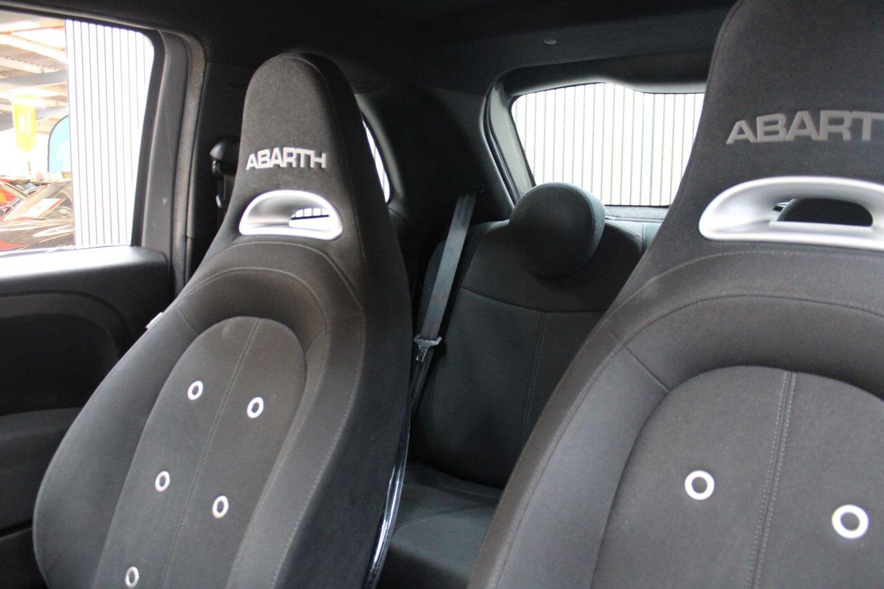 Abarth 595 view 30