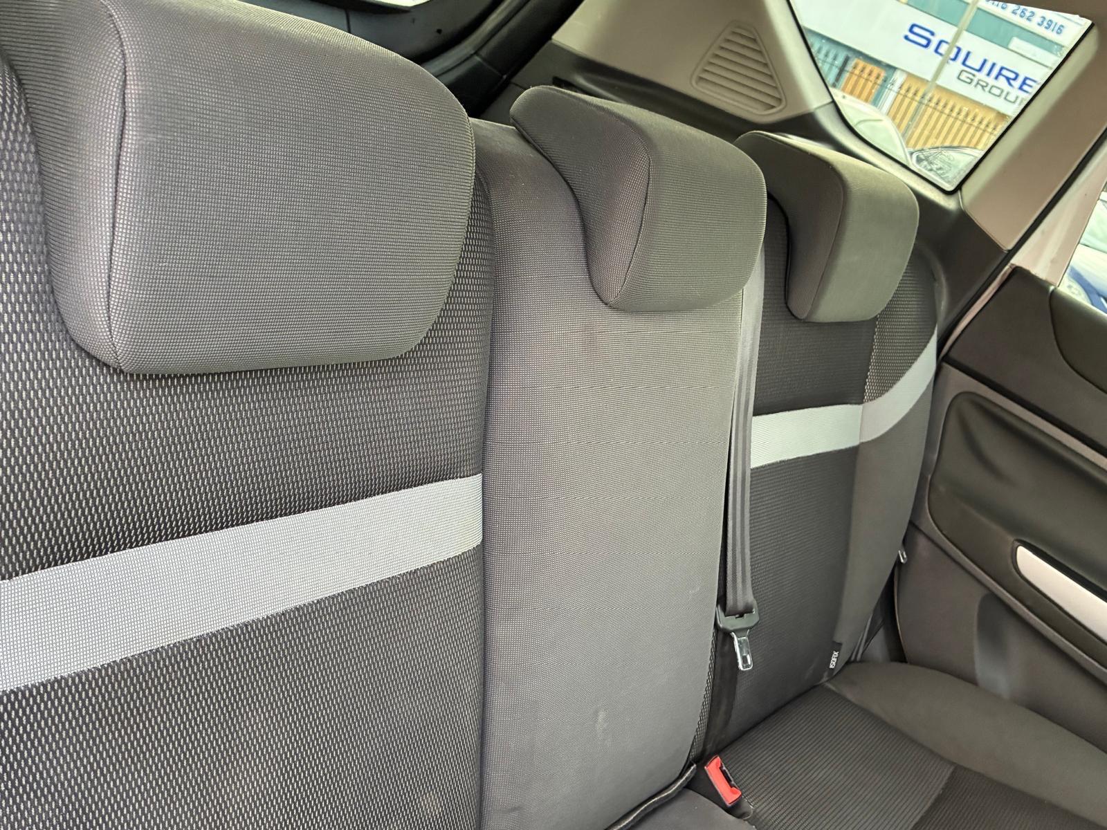 Ford Kuga view 15