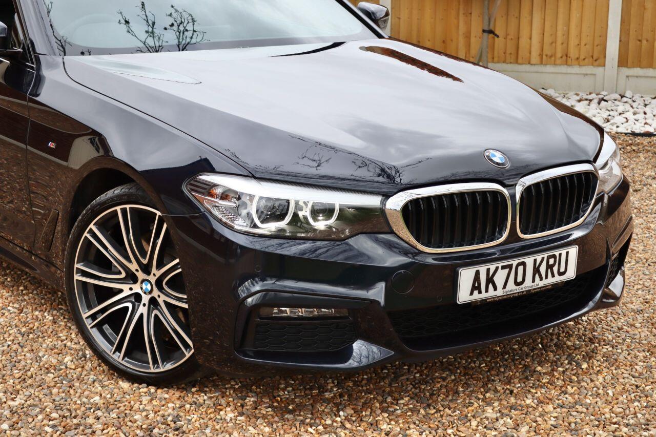 BMW 5 Series view 29