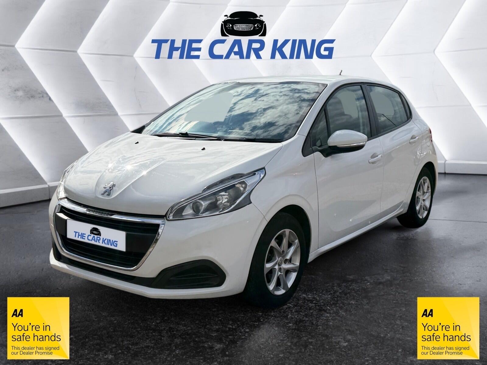 Peugeot 208 view 3
