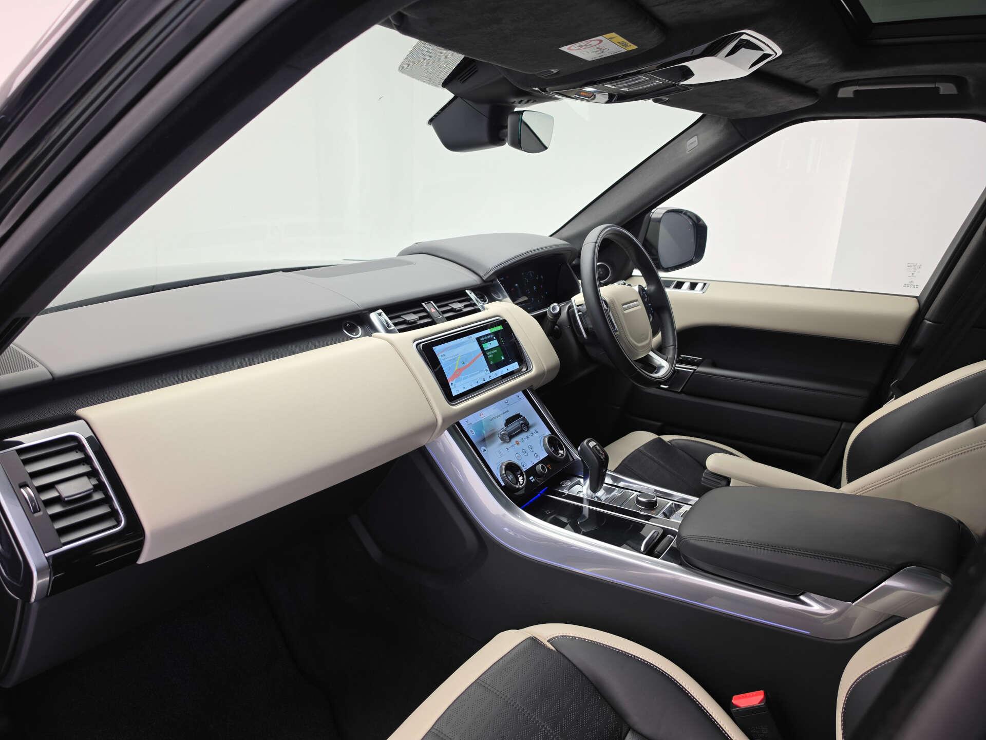 Land Rover Range Rover Sport view 6