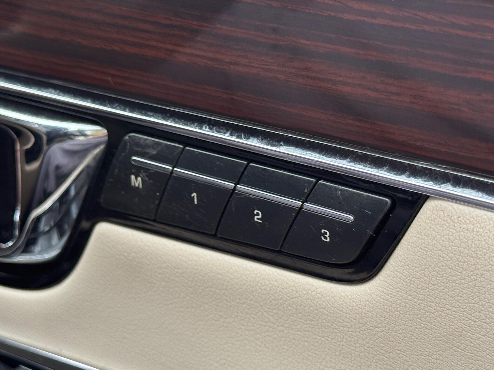 Jaguar XJ - Image 83