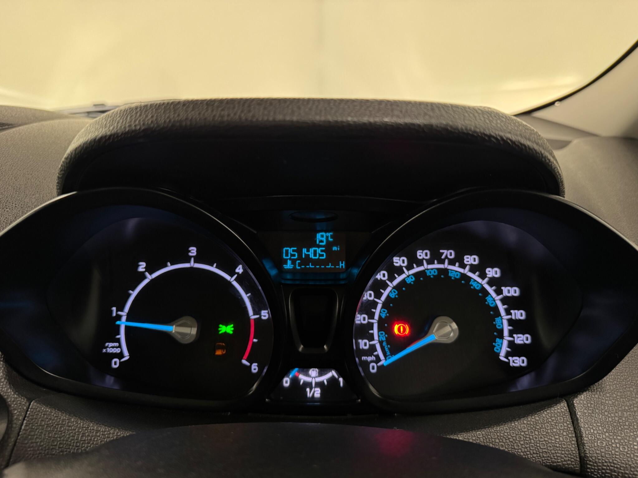 Ford Ecosport view 15