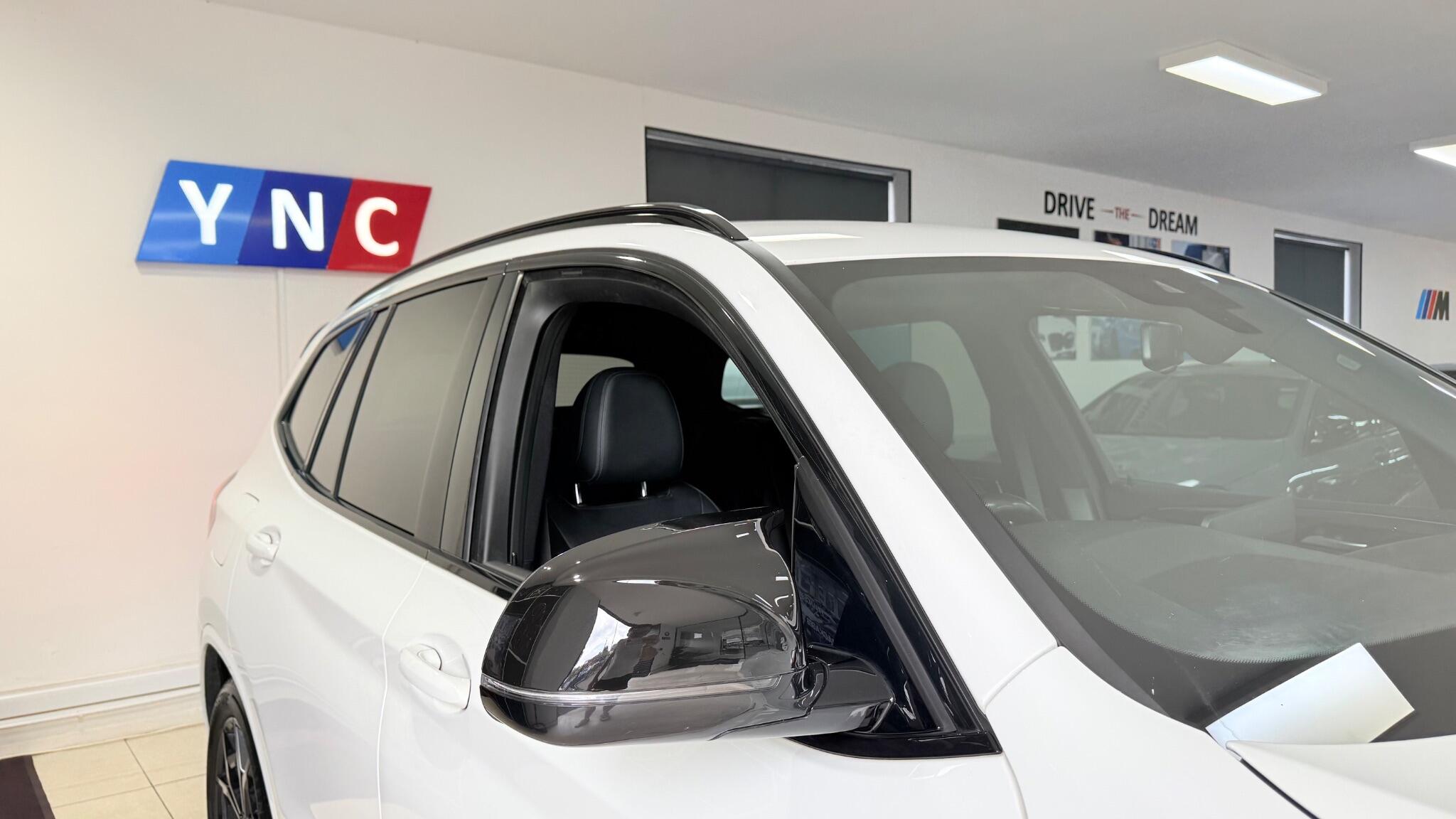 BMW X3 view 42