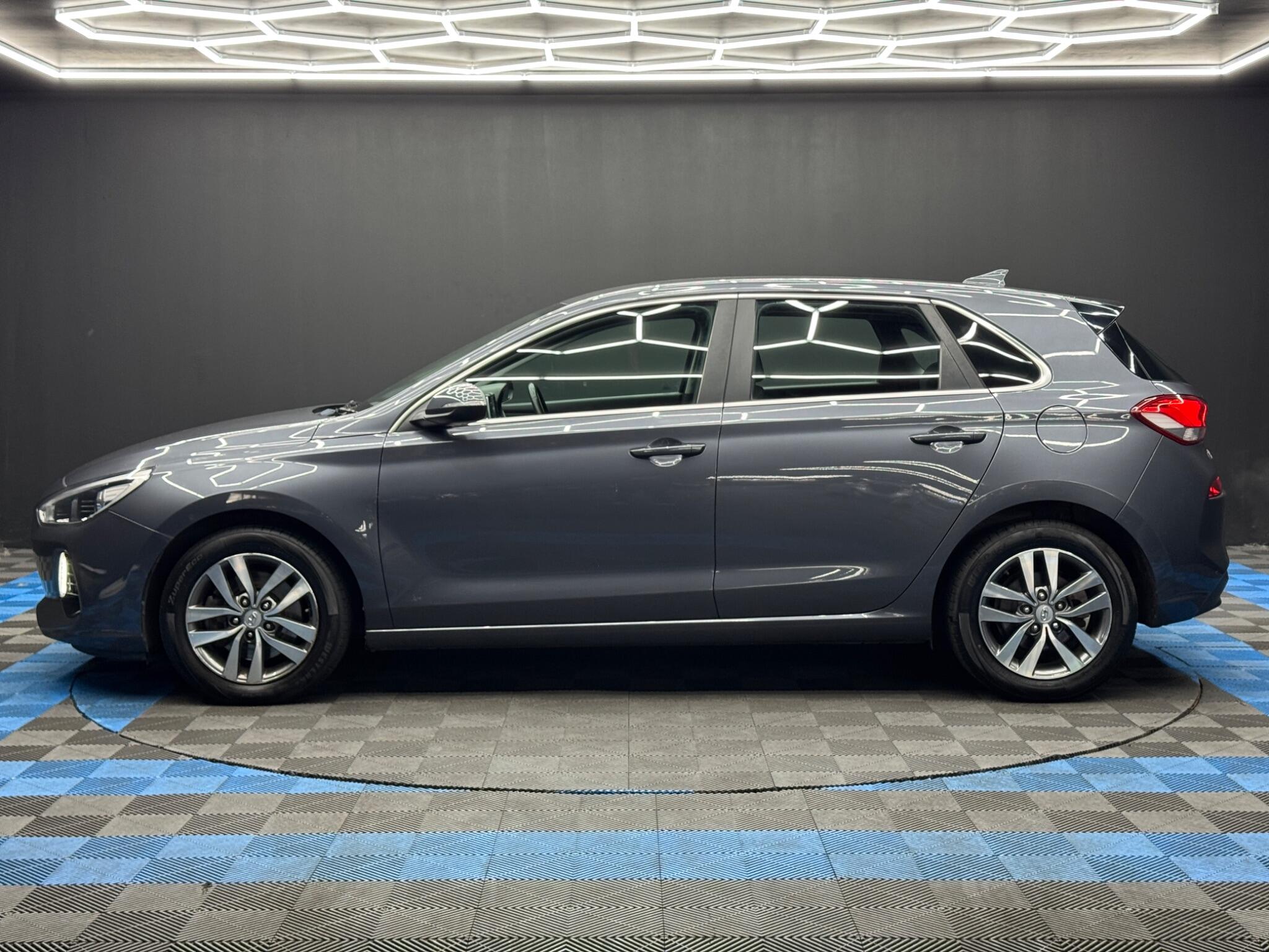 Hyundai i30 view 8