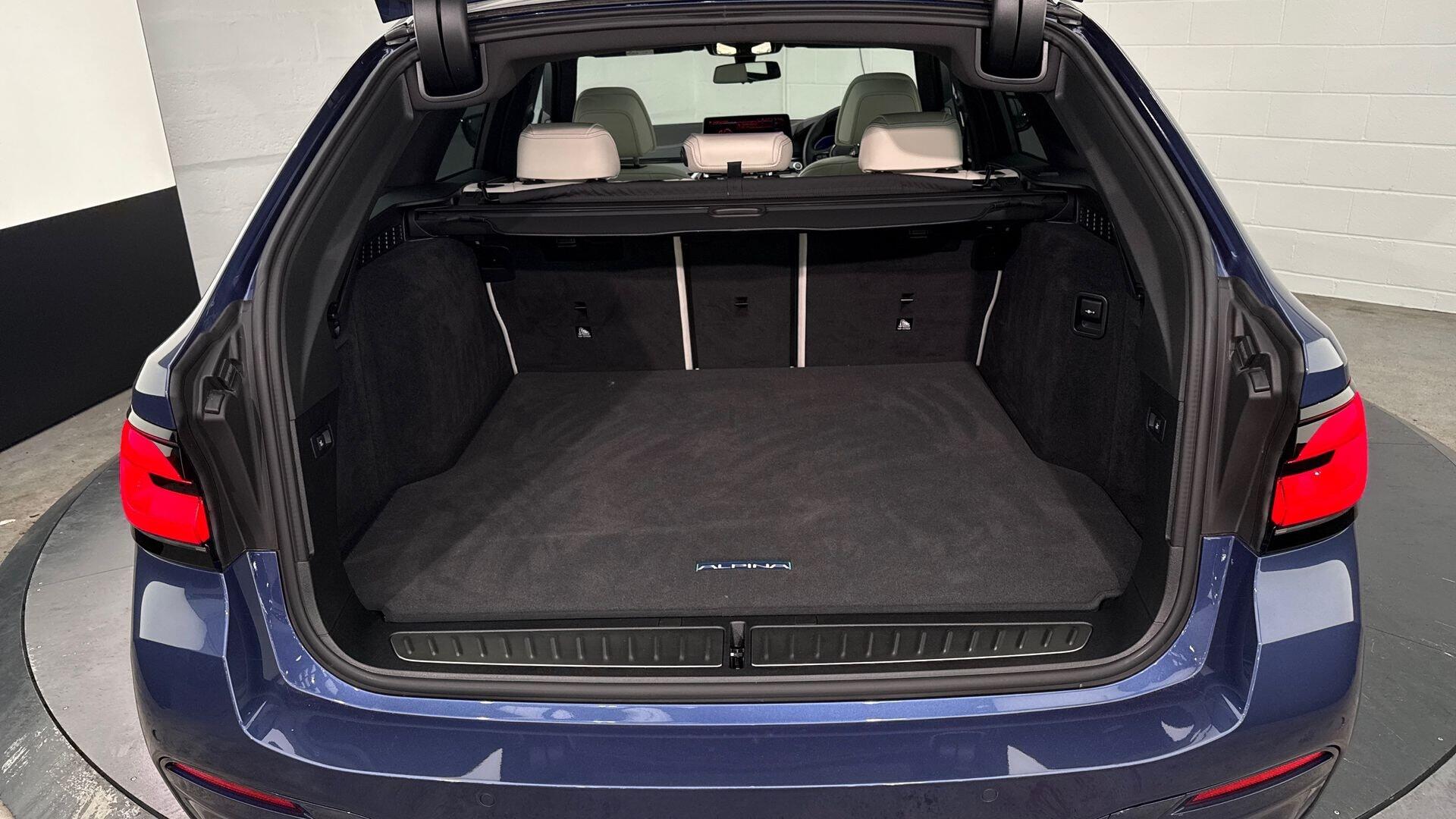 BMW Alpina B5 view 13