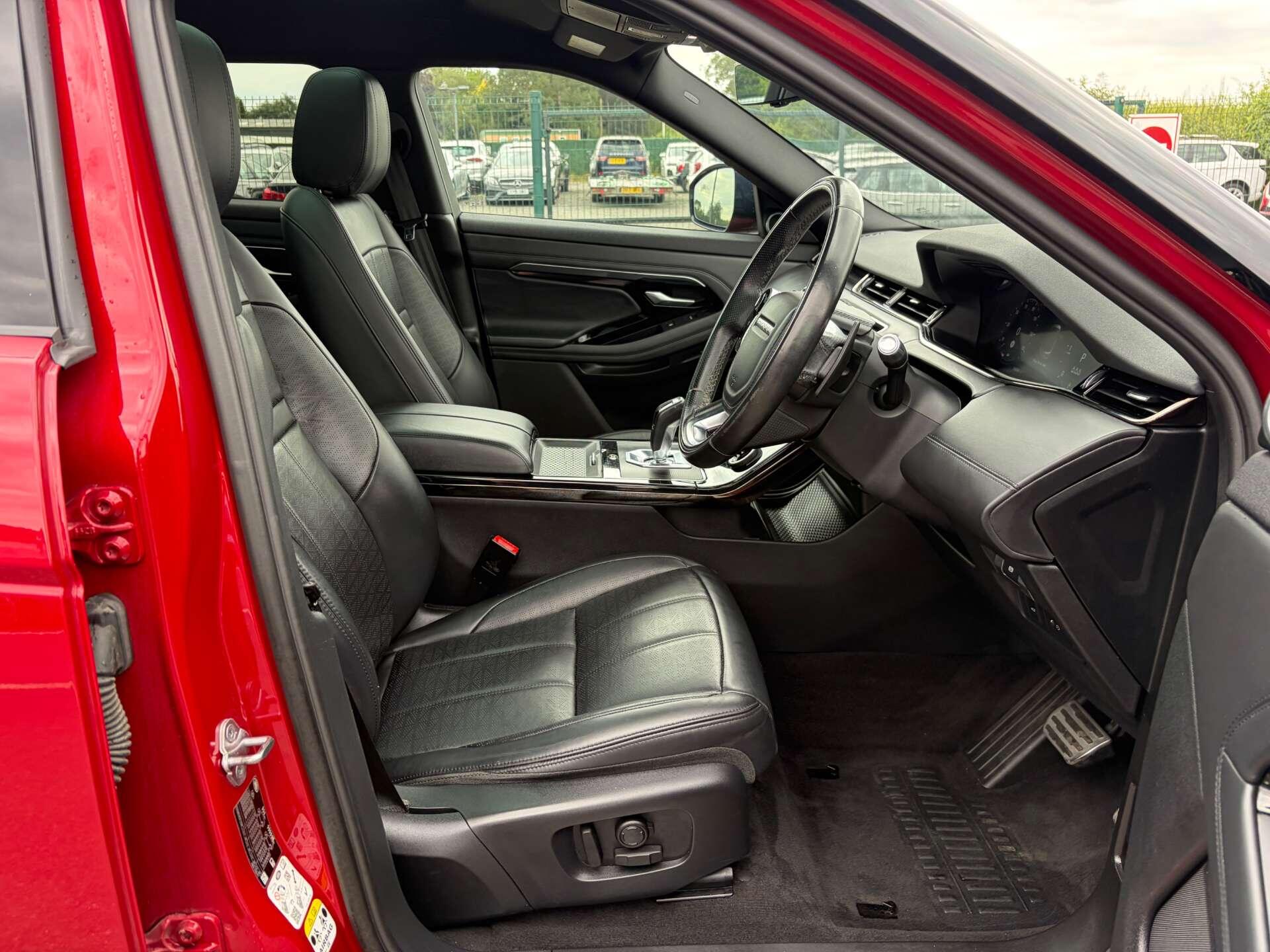 Land Rover Range Rover Evoque view 35