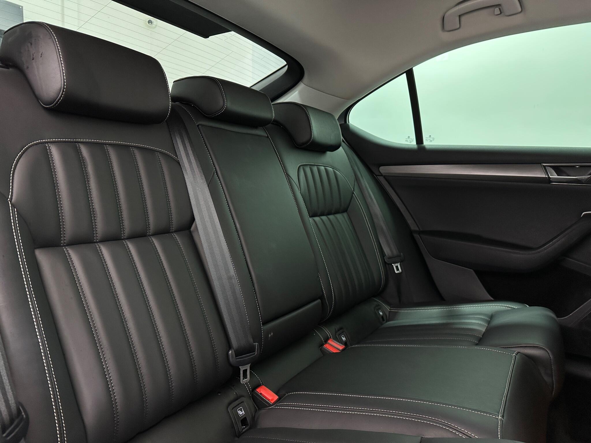 Skoda Superb view 42