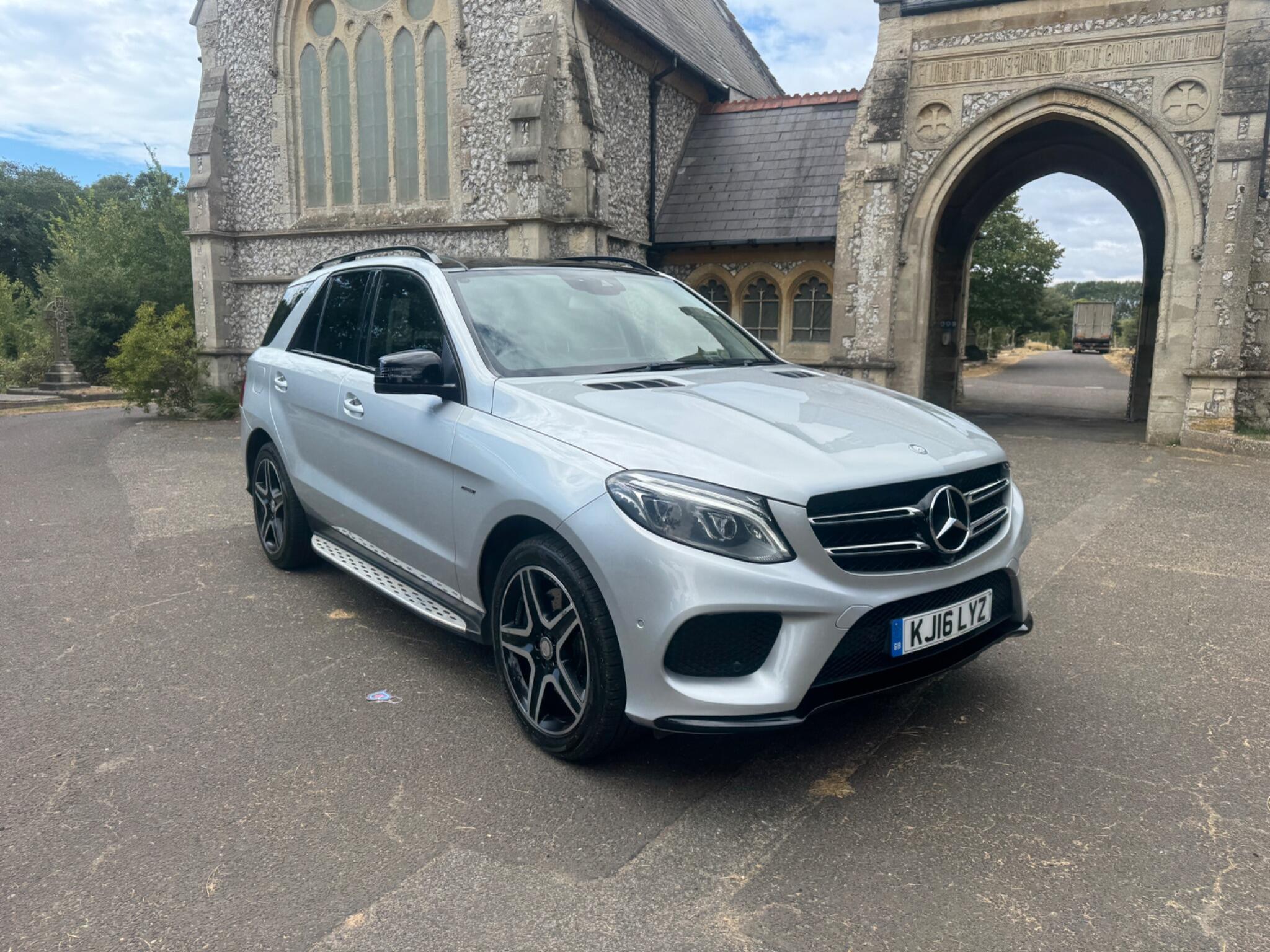 Mercedes-Benz Gle view 9