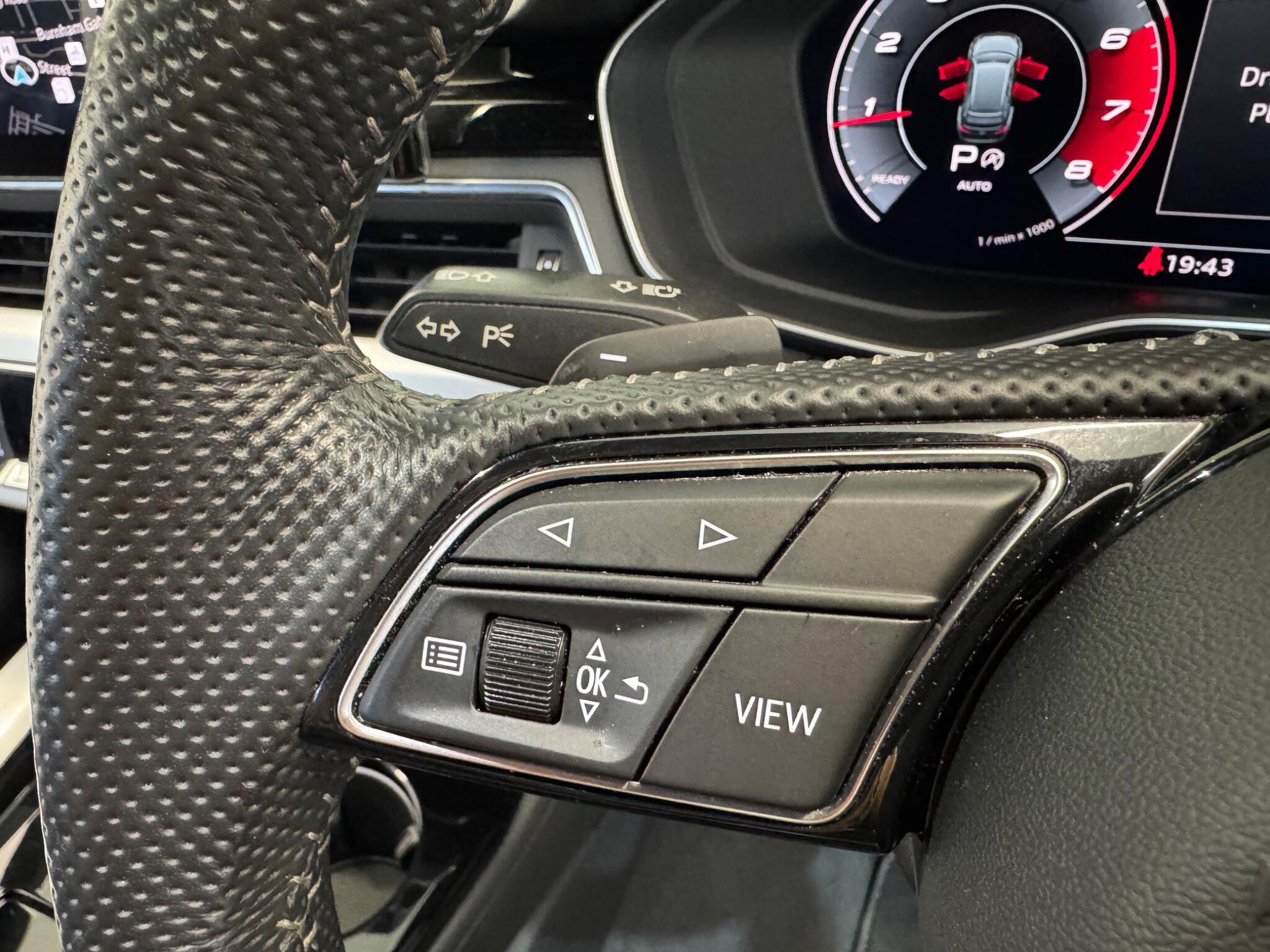 Audi A4 view 25