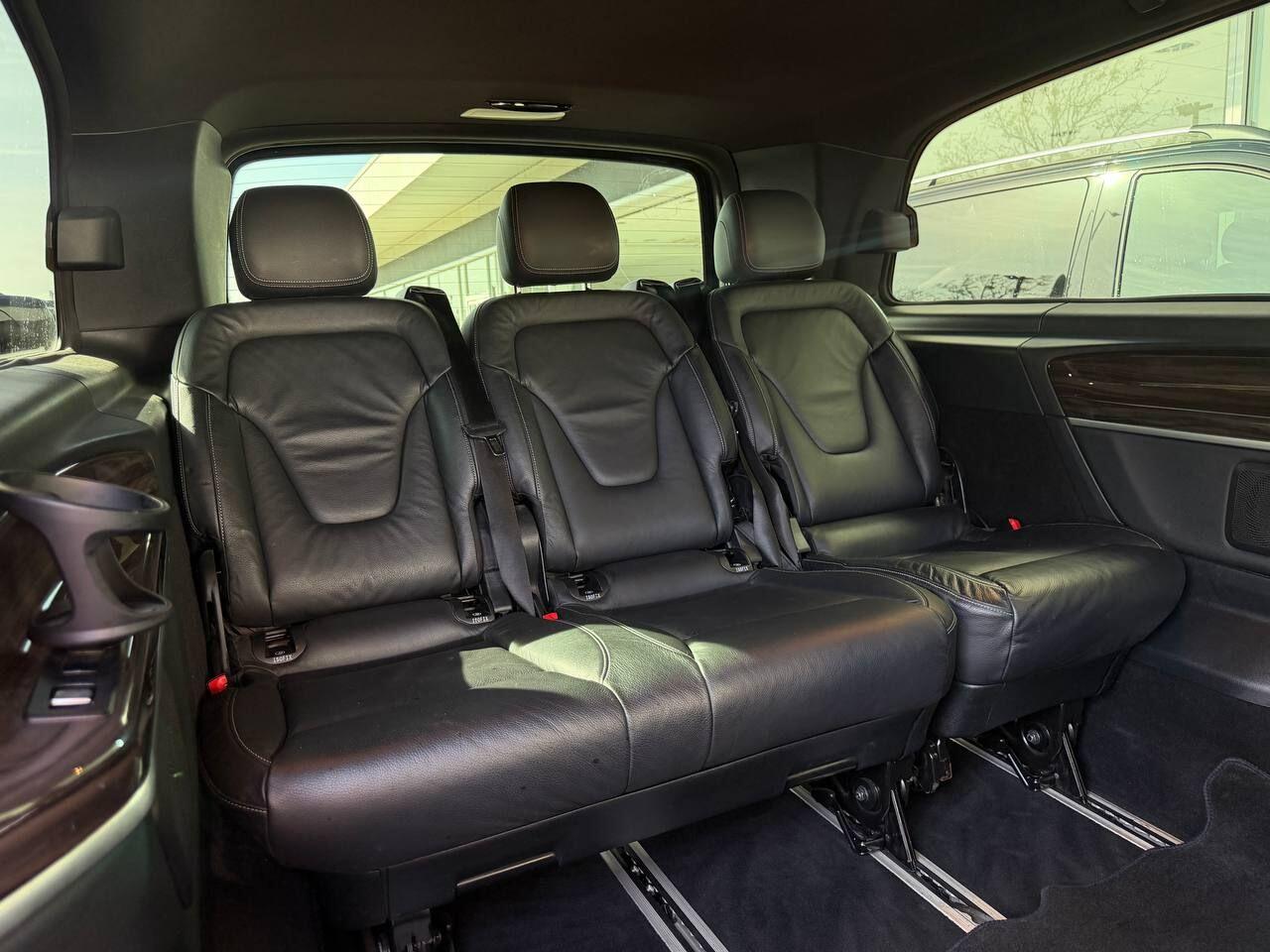 Mercedes-Benz EQV view 14