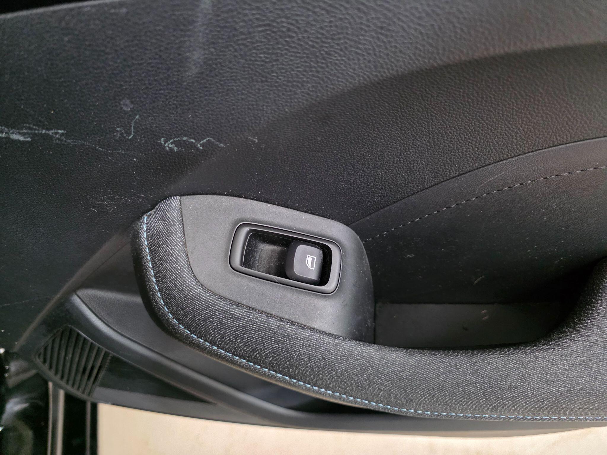 MG MG5 view 20