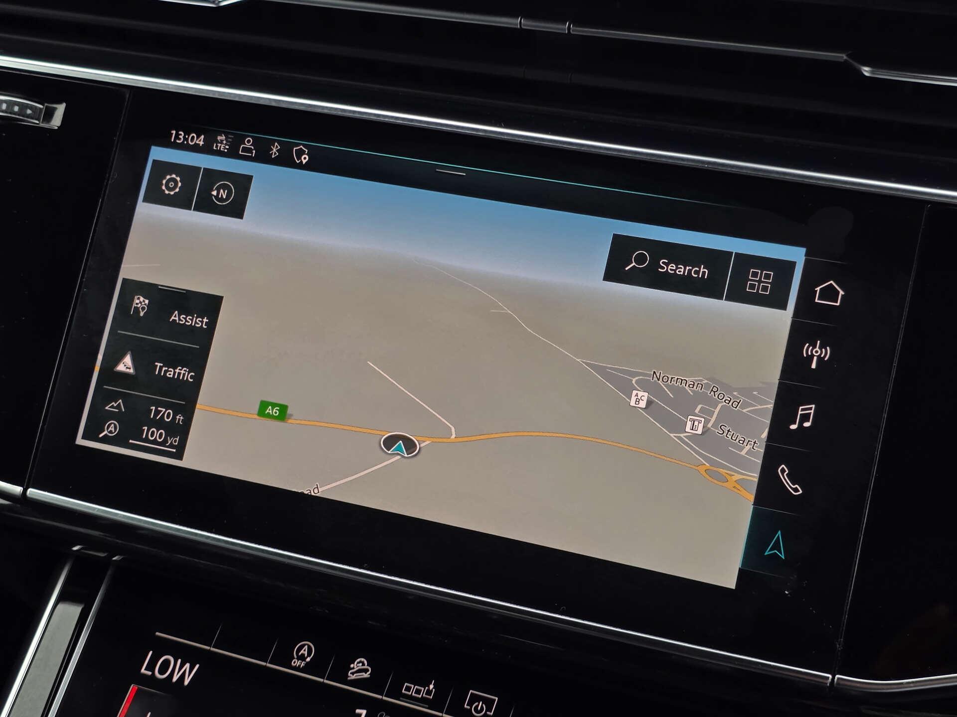 Audi Q7 view 30
