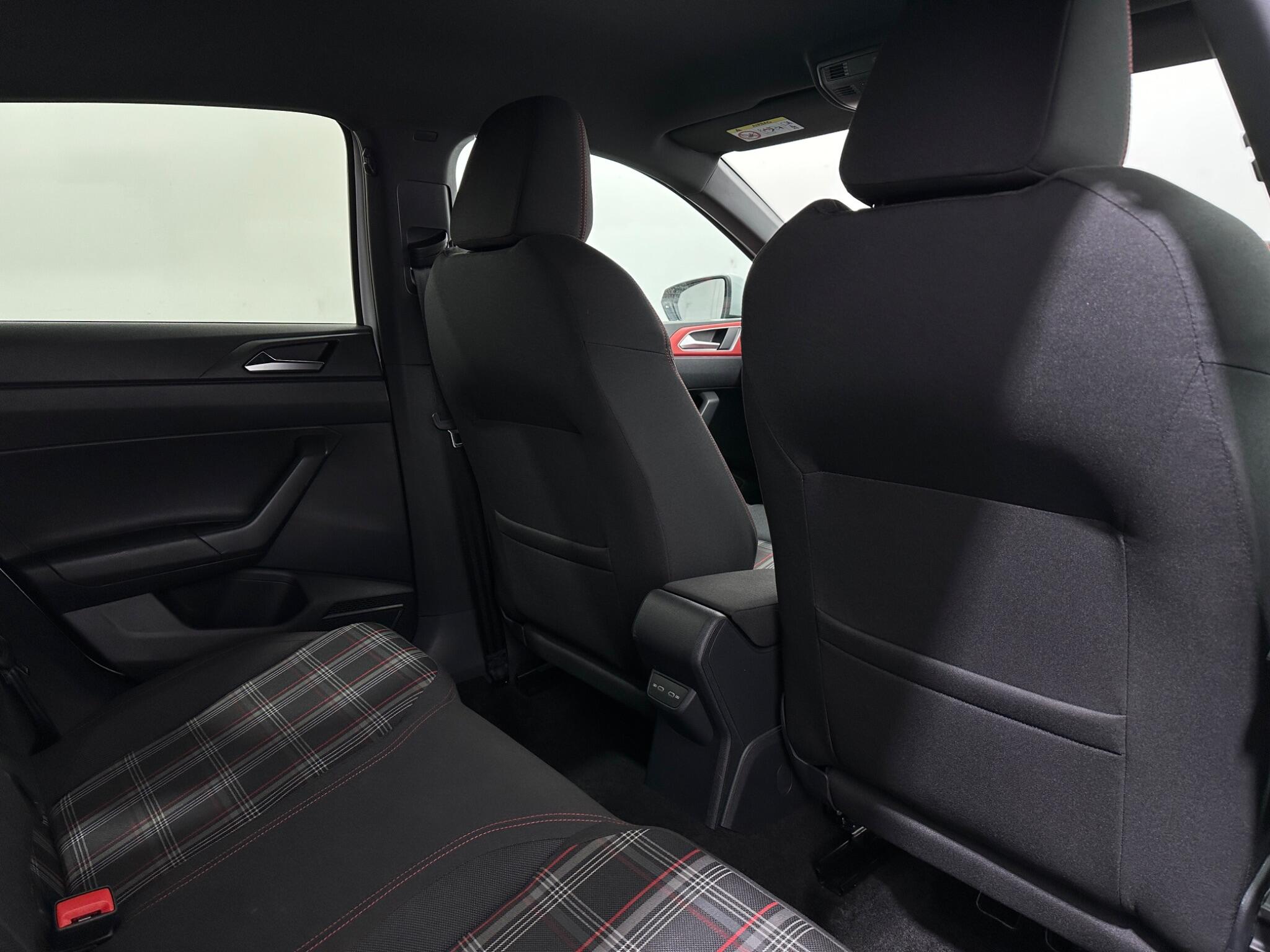 Volkswagen Polo view 40