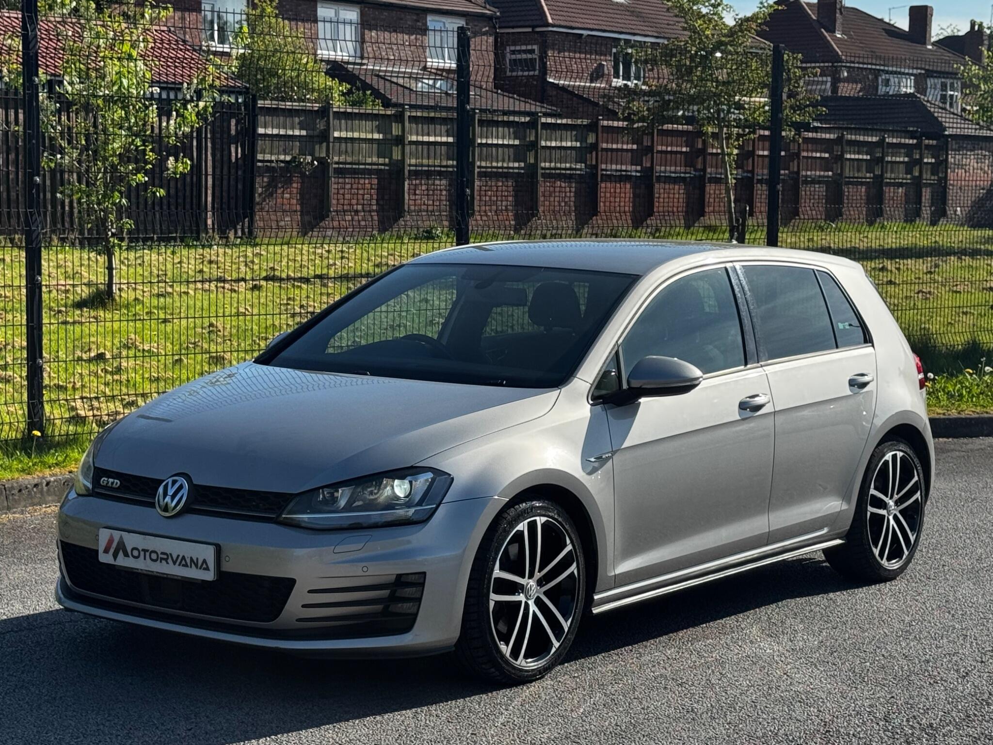 Volkswagen Golf view 9