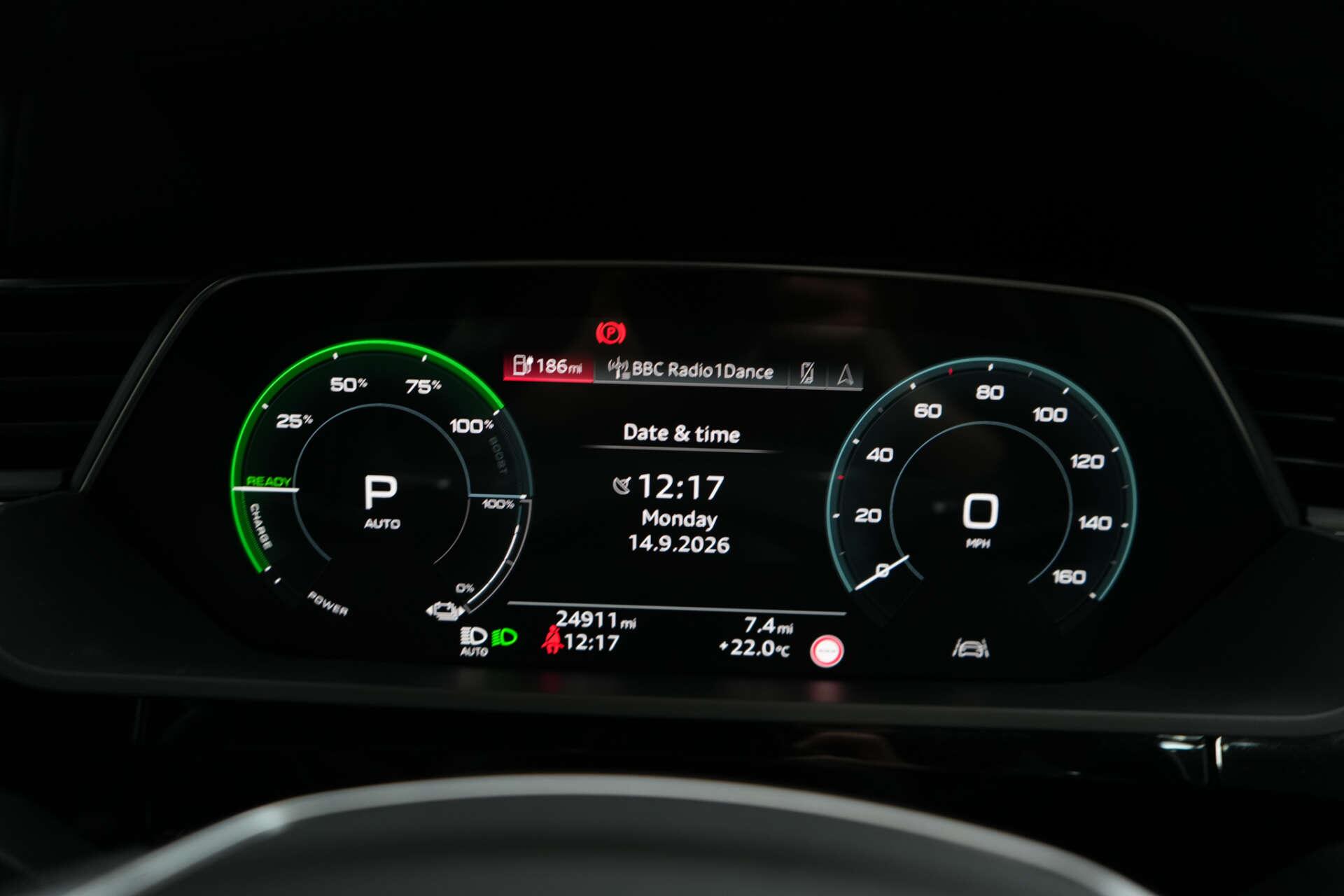 Audi Q8 E-Tron view 44