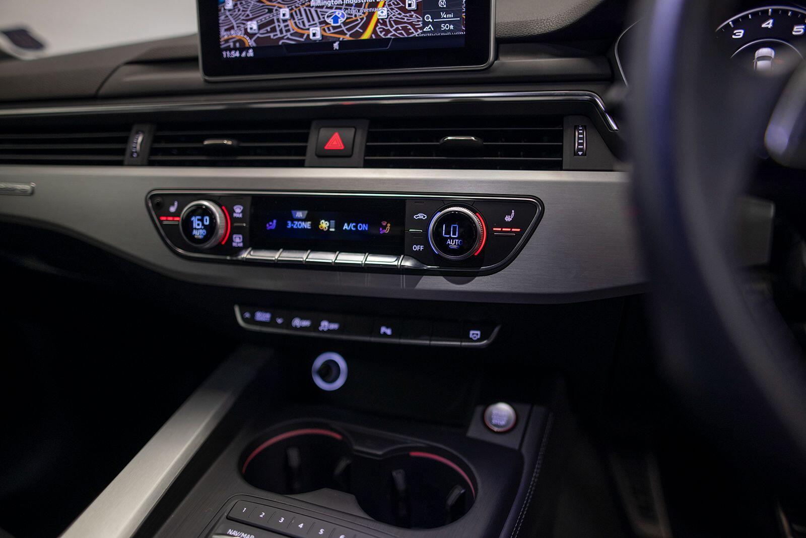 Audi S5 view 33