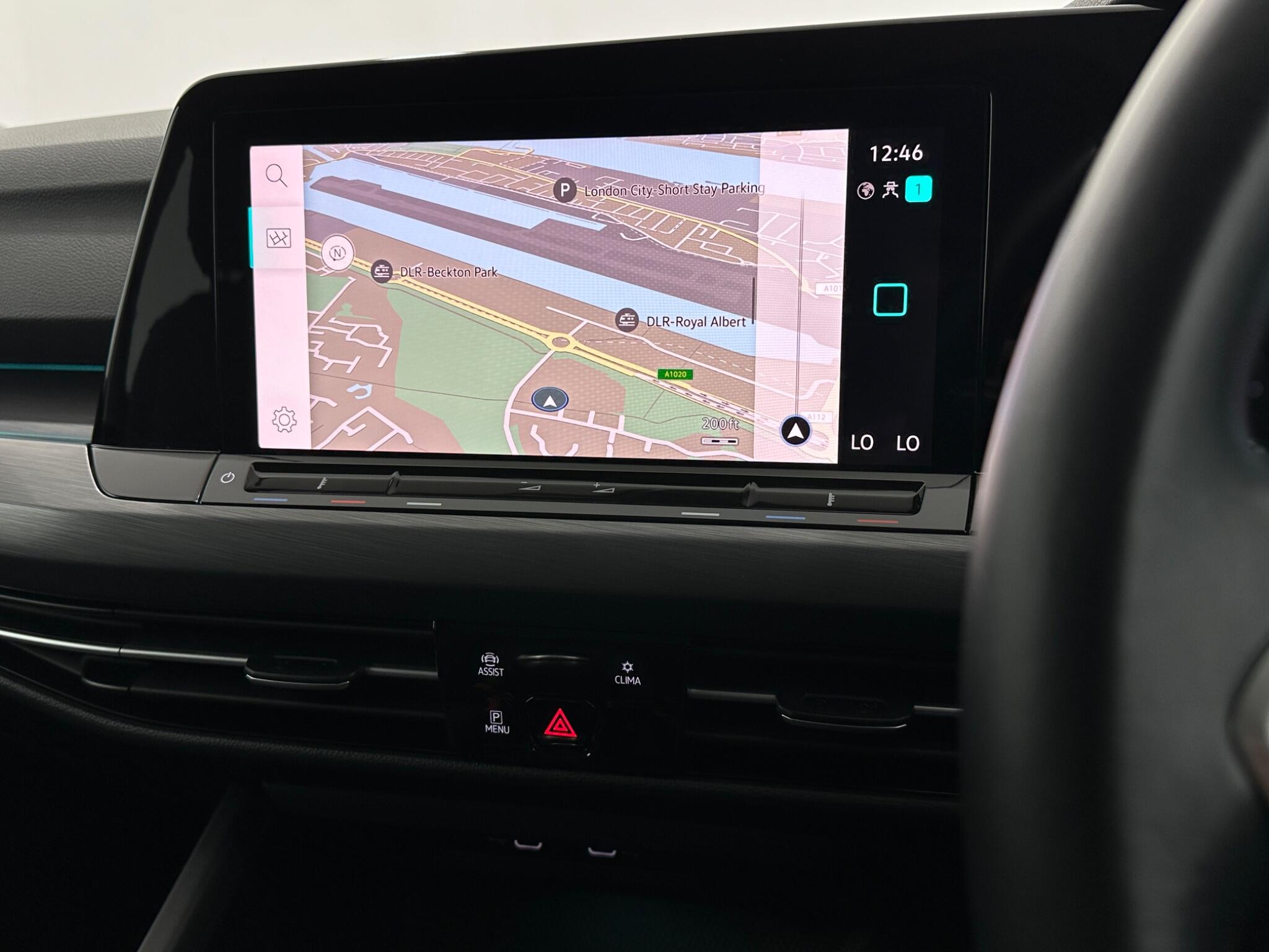 Volkswagen Golf view 22