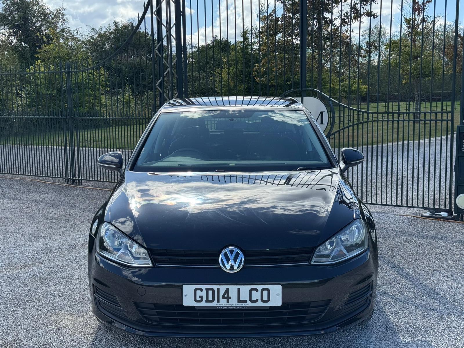 2014 Volkswagen Golf image 6