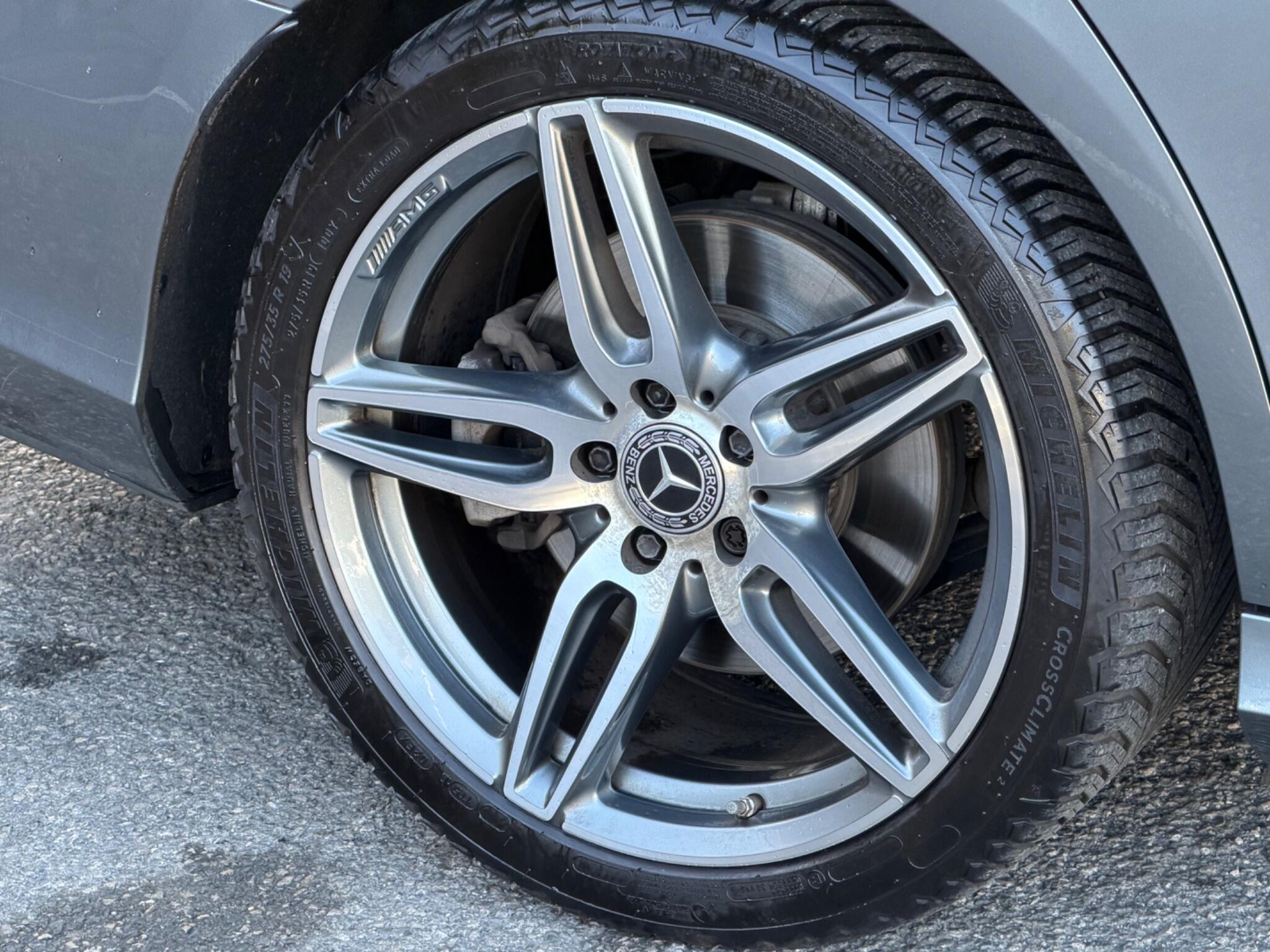 Mercedes-Benz E-Class view 55
