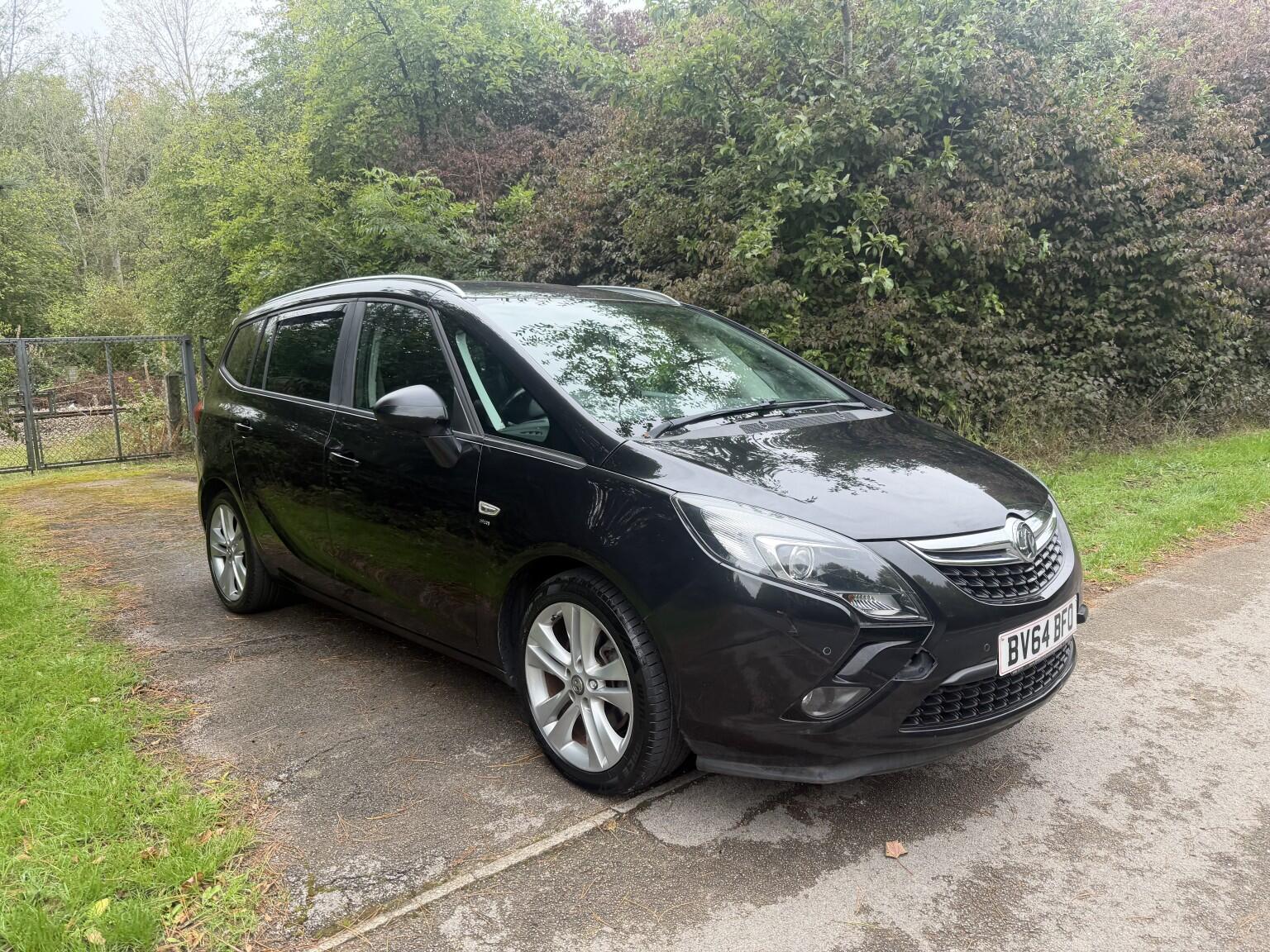 Vauxhall Zafira Tourer view 4