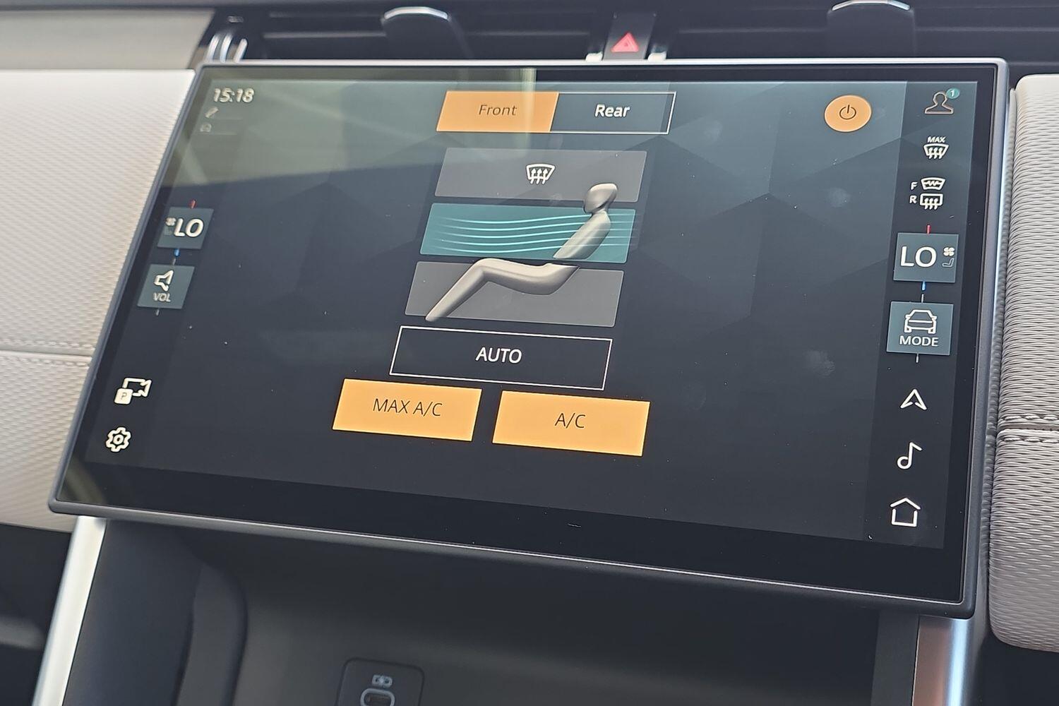 Land Rover Discovery Sport view 39