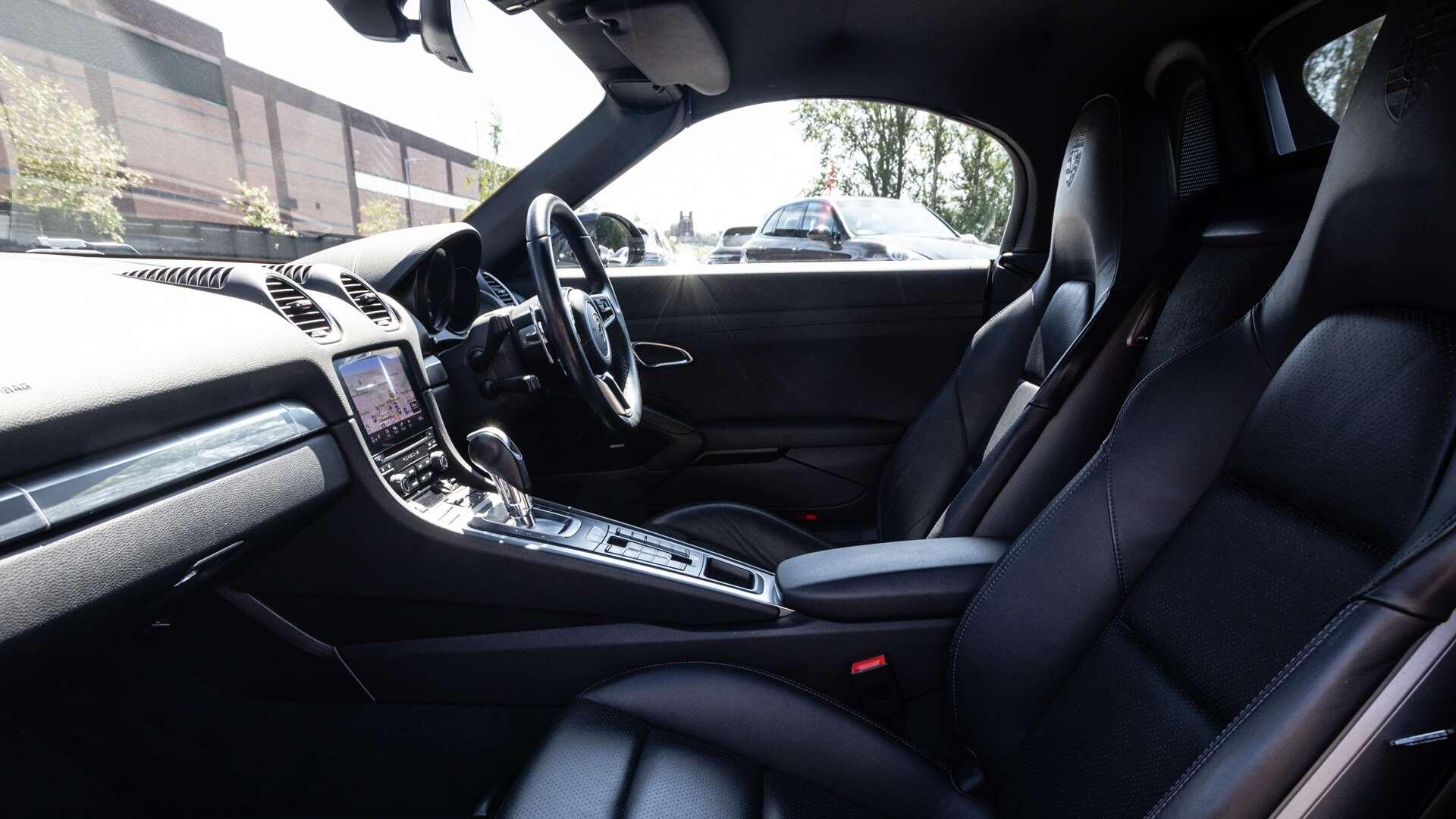 Porsche Boxster view 15