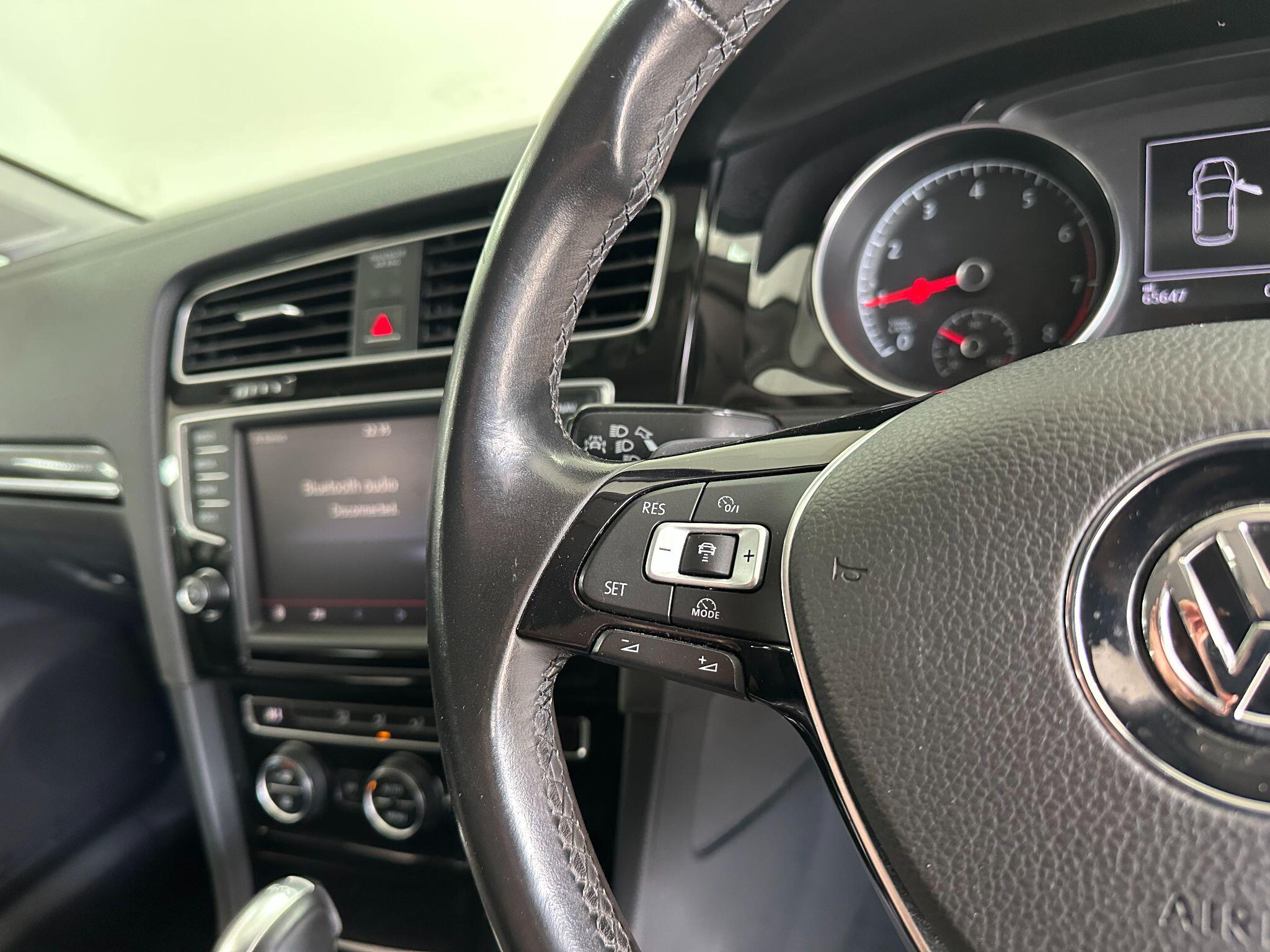 2015 Volkswagen Golf 1.4 TSI BlueMotion Tech ACT GT Edition DSG Euro 6 (s/s) 5dr • 65,647 miles image 17