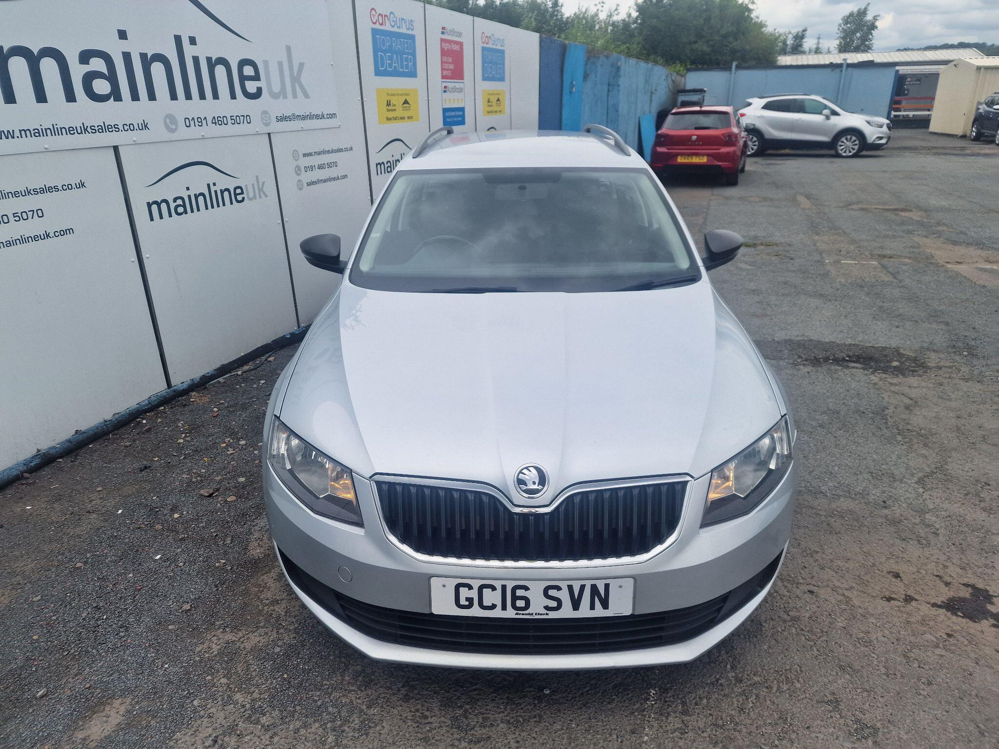 Skoda Octavia view 2