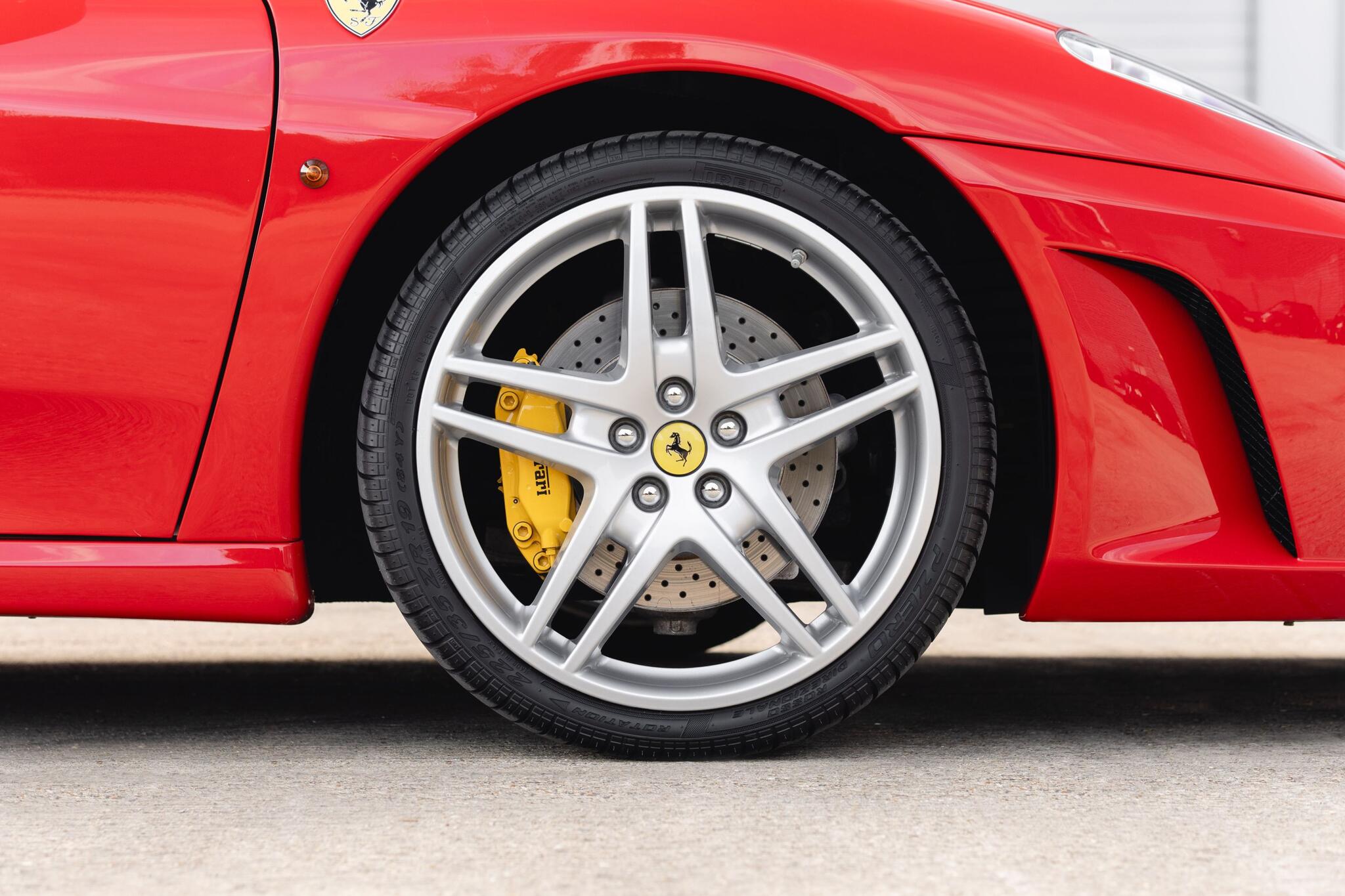 Ferrari F430 view 7