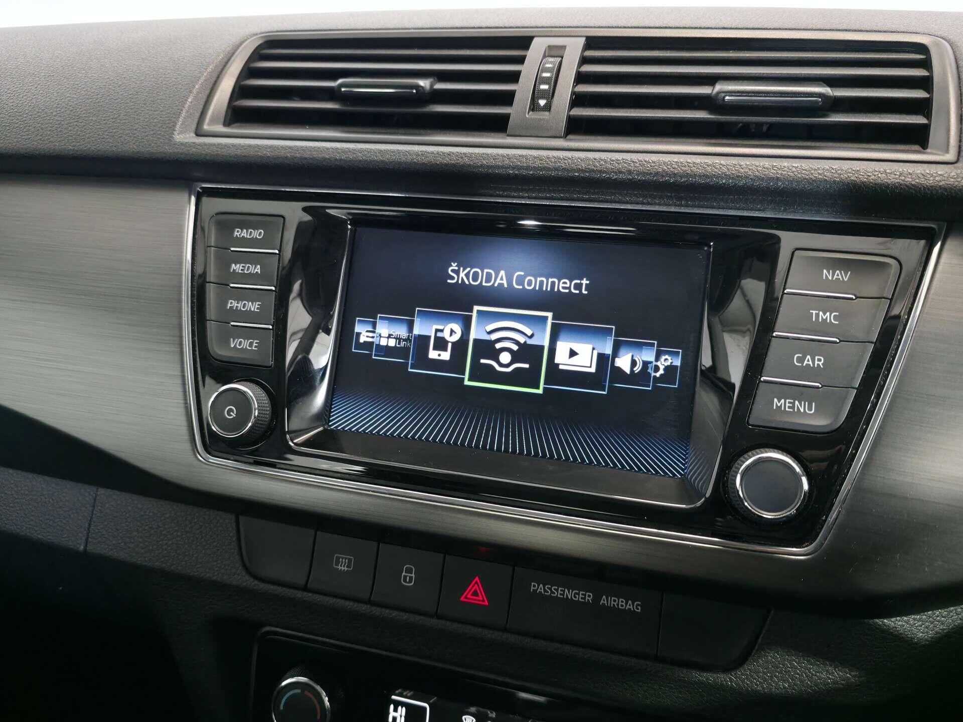 Skoda Fabia view 38