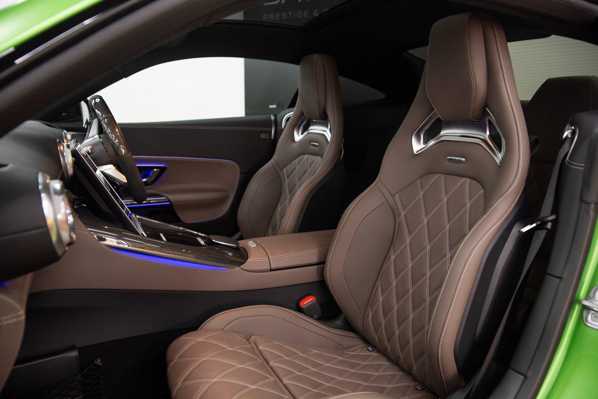 Mercedes-Benz Amg GT view 4