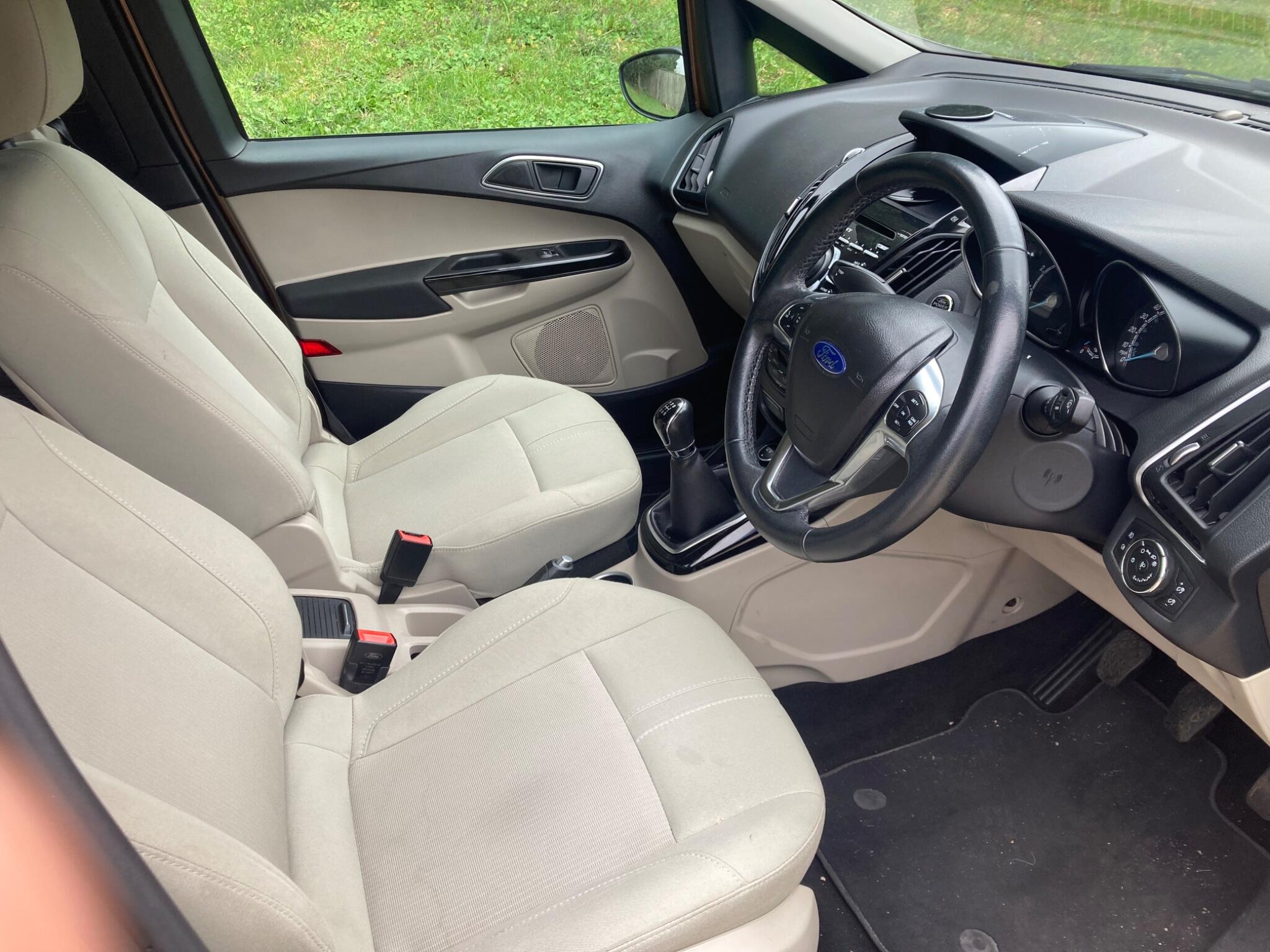 FORD B MAX 1.0T ECOBOOST TITANIUM NAVIGATOR MPV 5DR PETROL MANUAL EURO 6 100 PS...