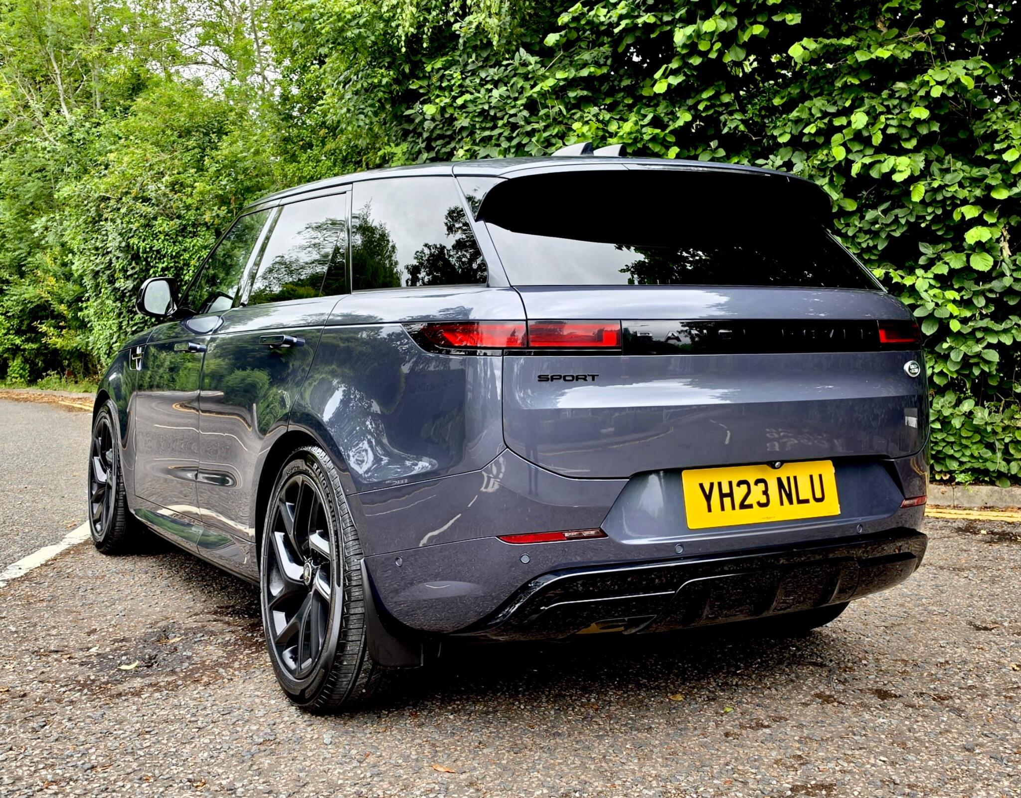 Land Rover Range Rover Sport view 7