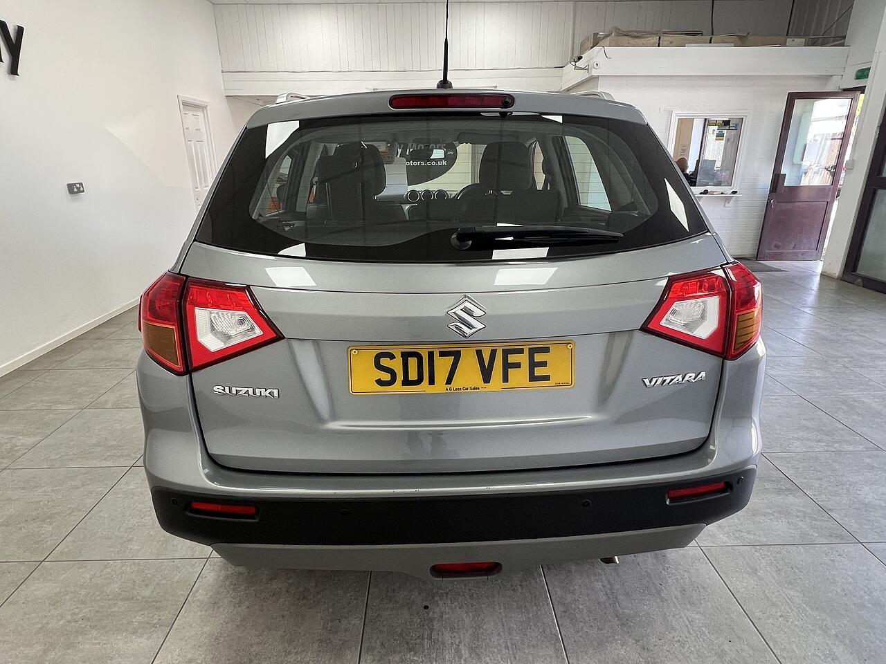 Suzuki Vitara view 4
