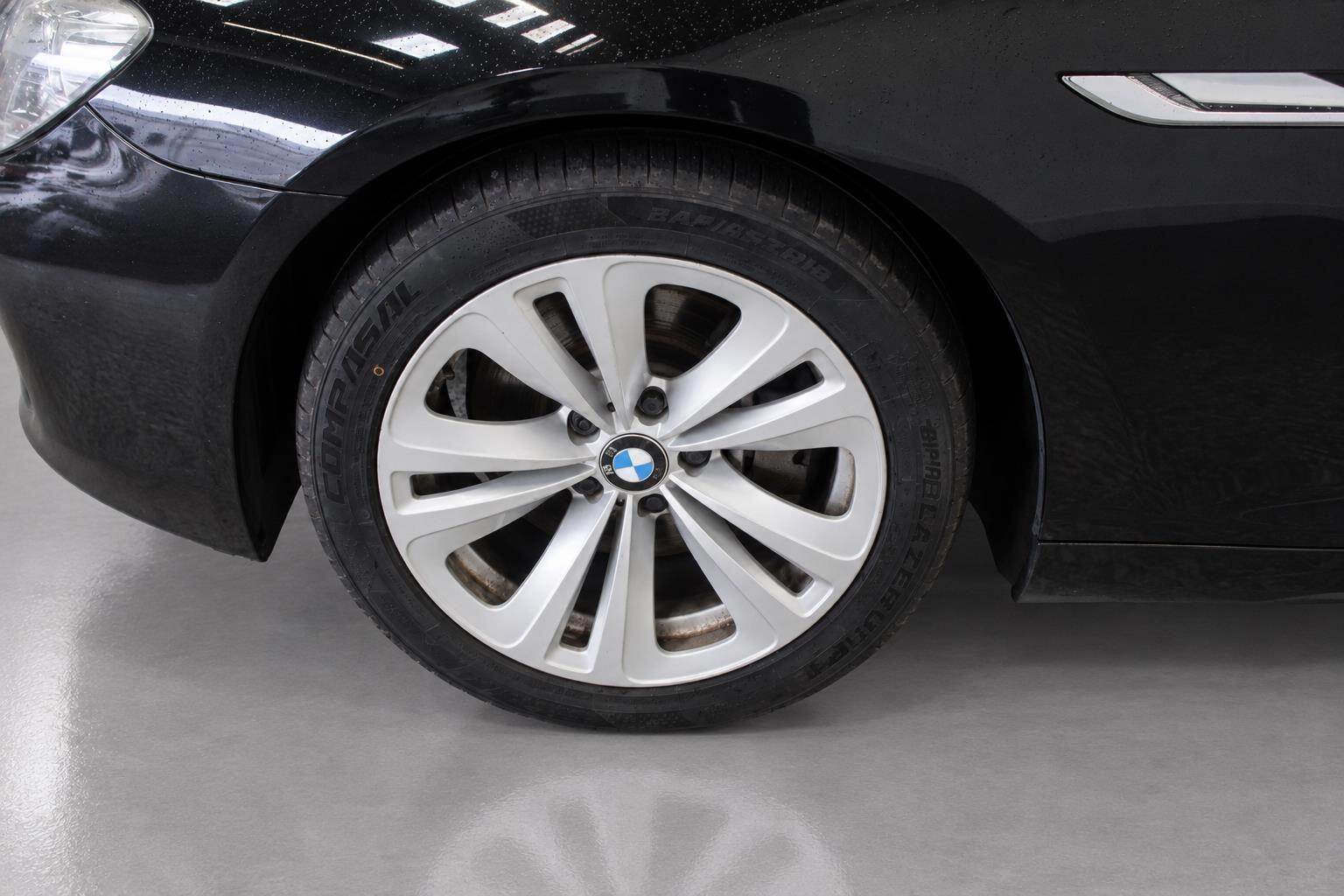 BMW 6 Series view 51
