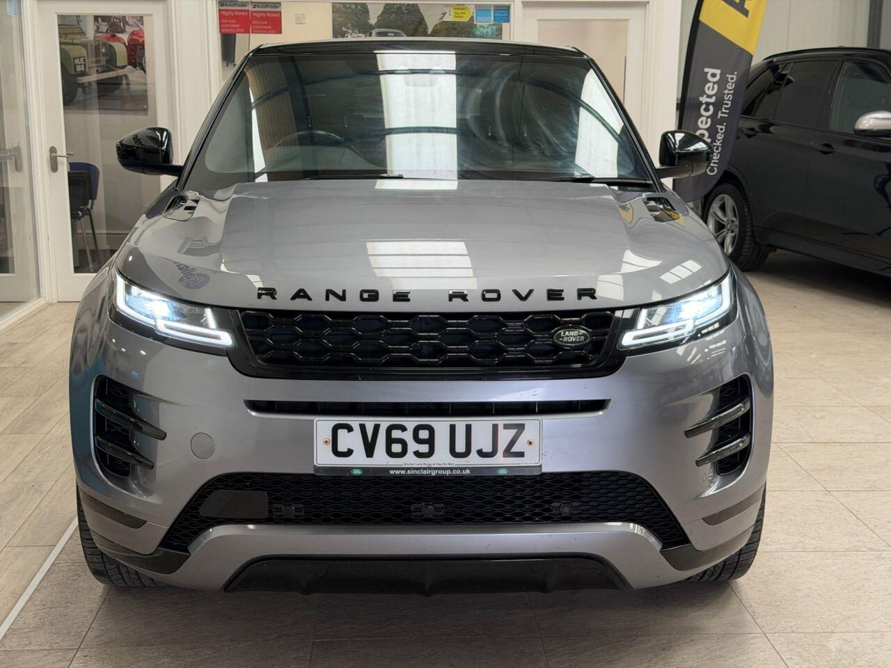 Land Rover Range Rover Evoque view 3