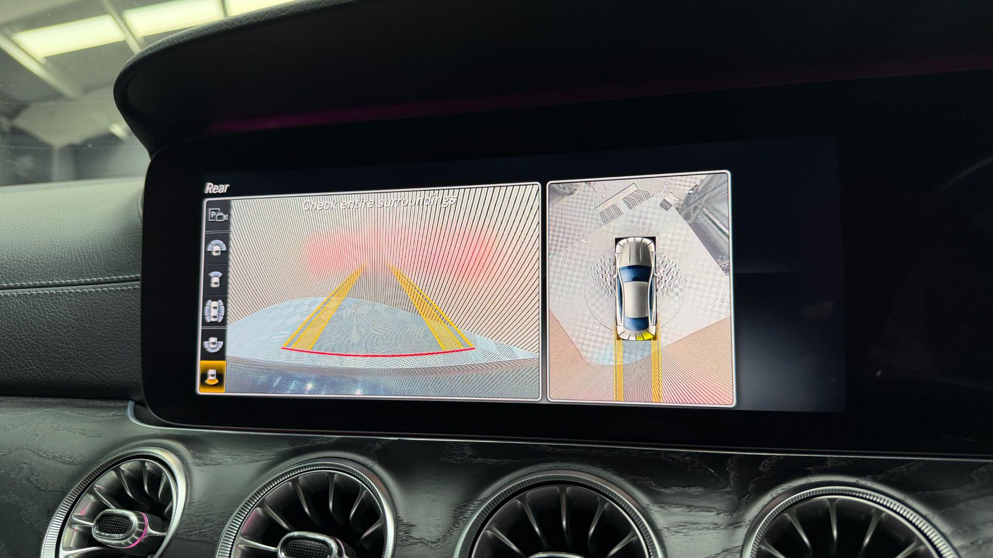 Mercedes-Benz E-Class view 23