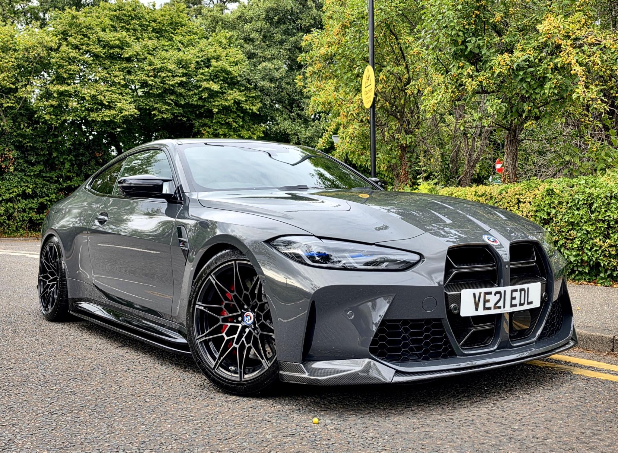 BMW M4 view 9